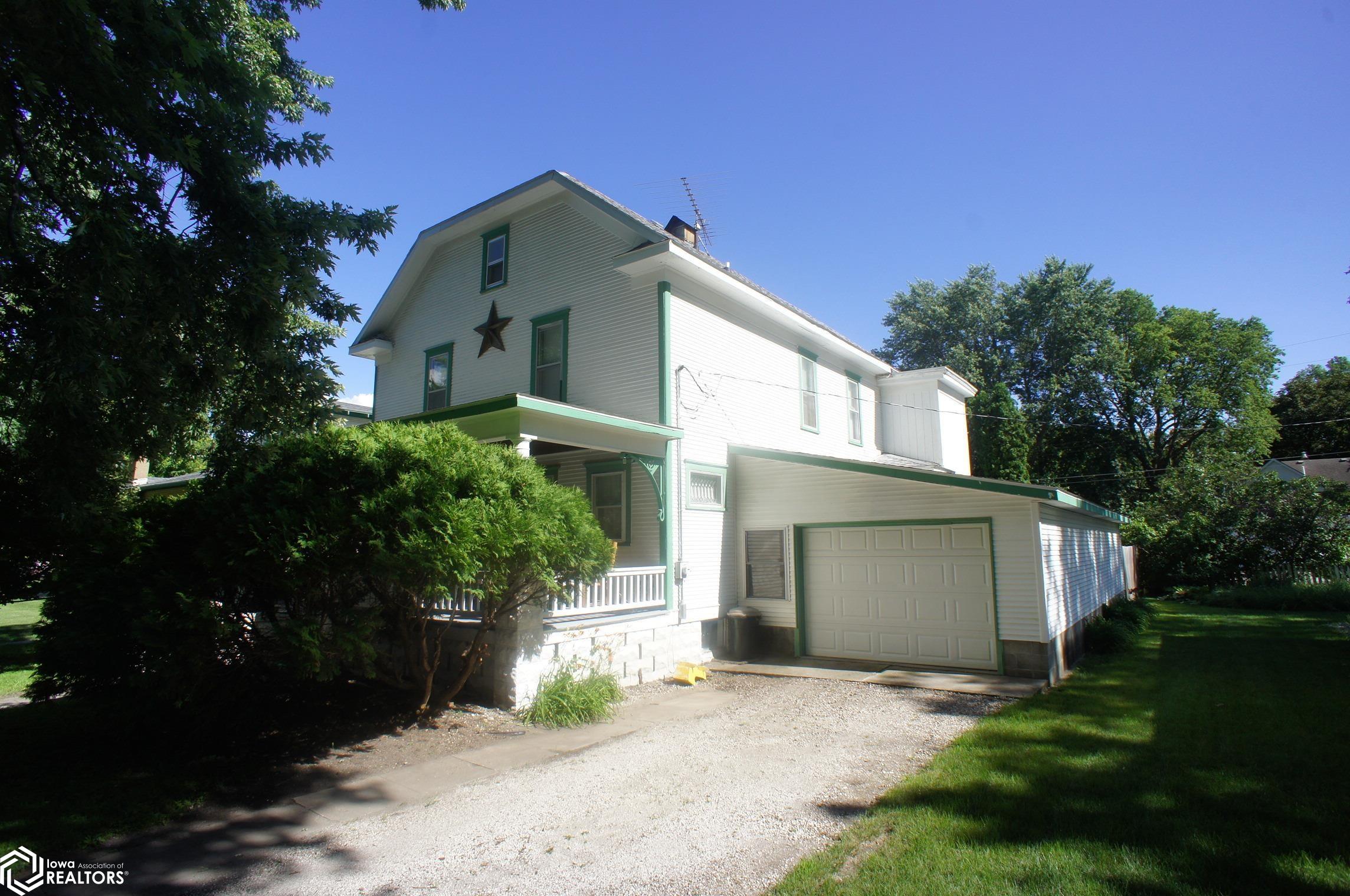808 Elm Street, Webster City, Iowa image 1