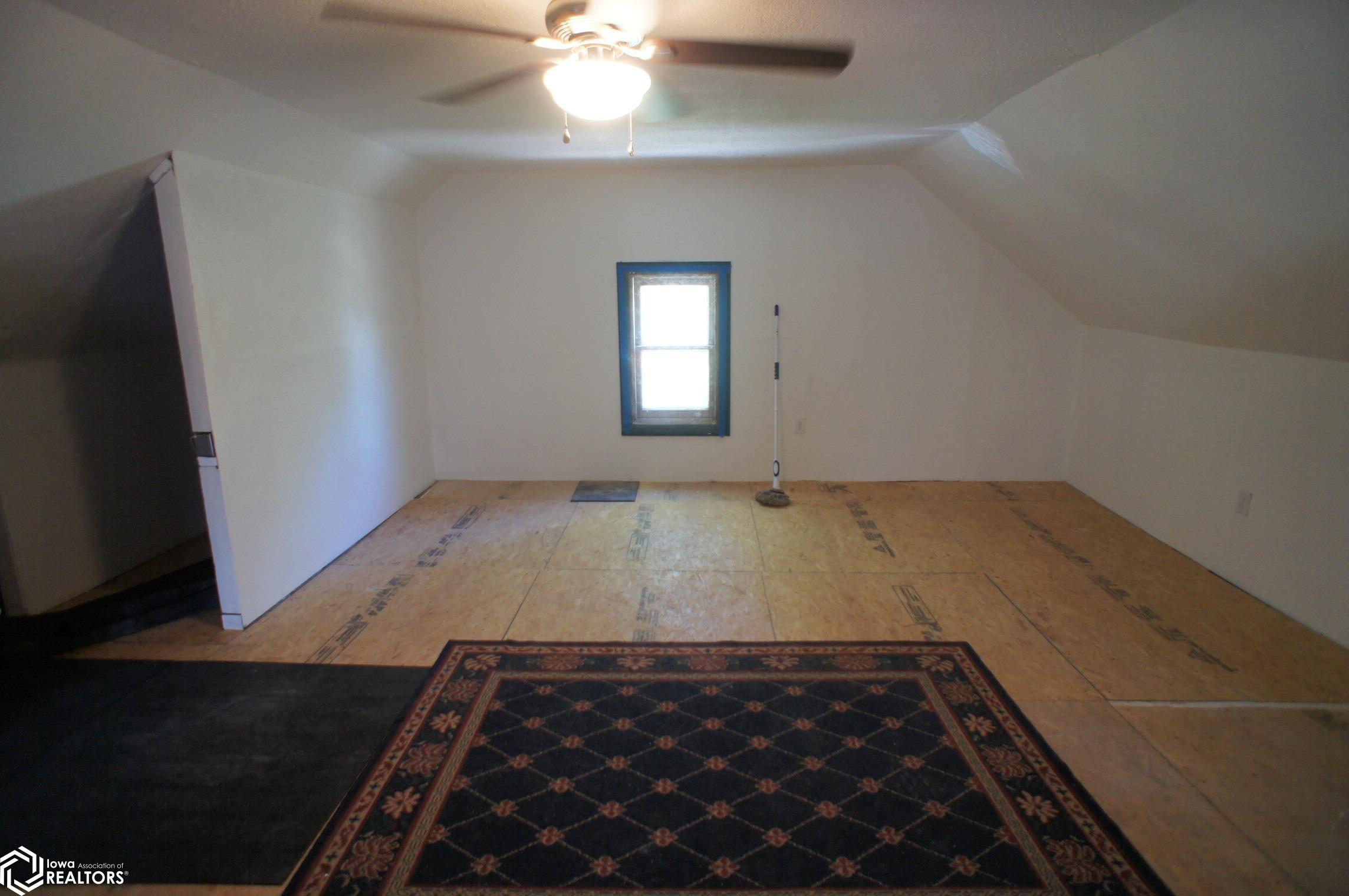 808 Elm Street, Webster City, Iowa image 22