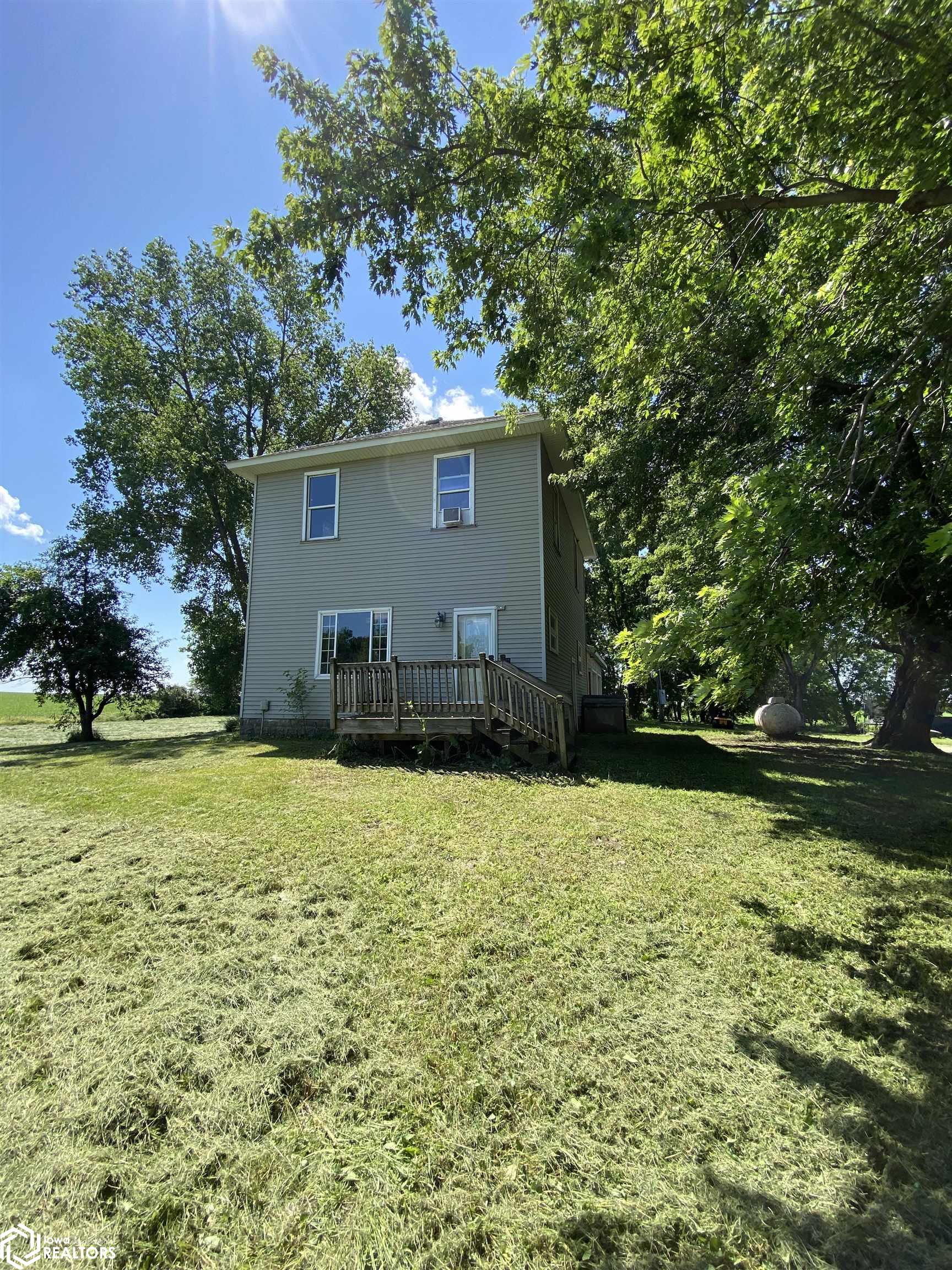 9213 160th Street, Swaledale, Iowa image 2