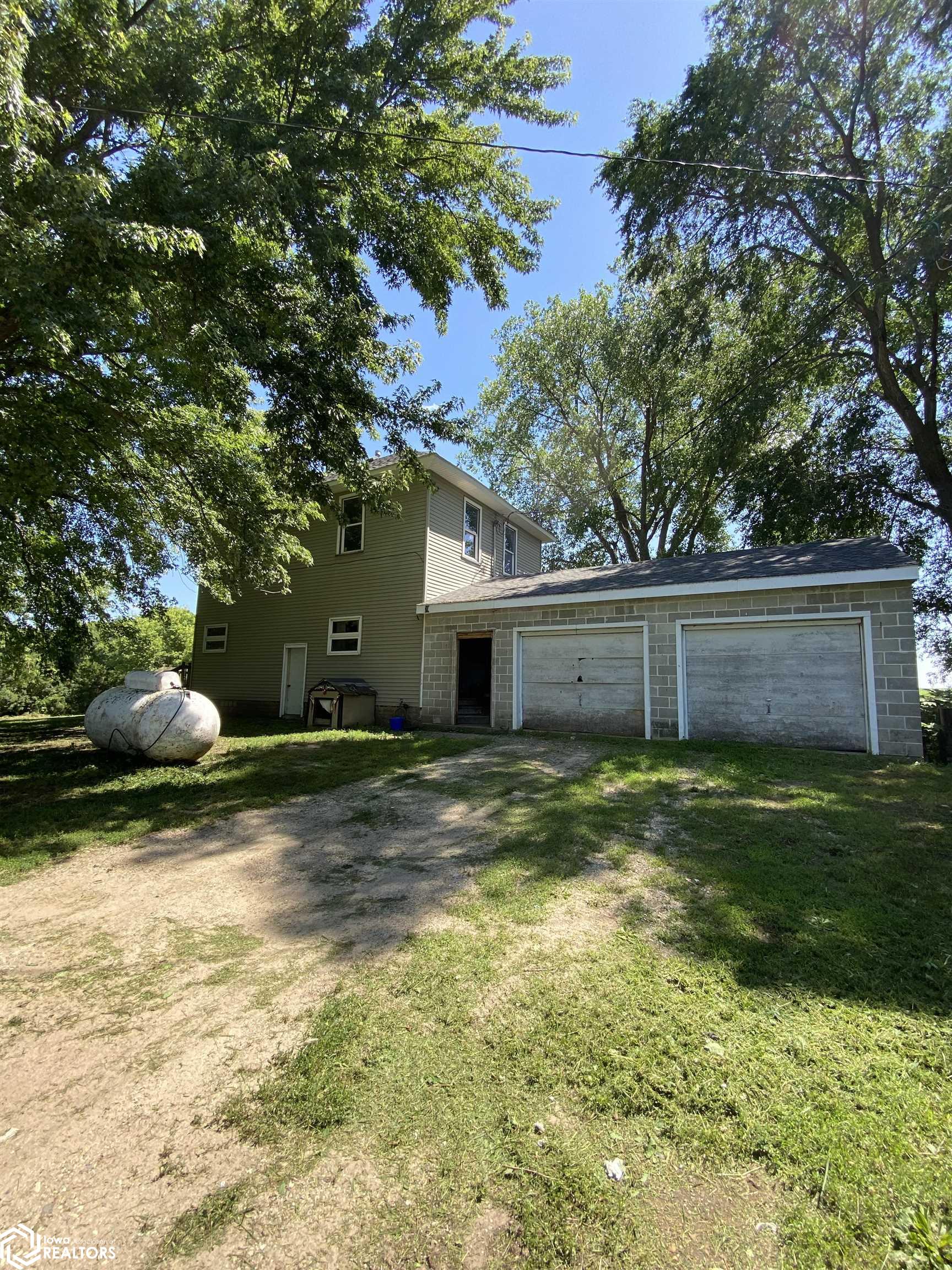 9213 160th Street, Swaledale, Iowa image 3