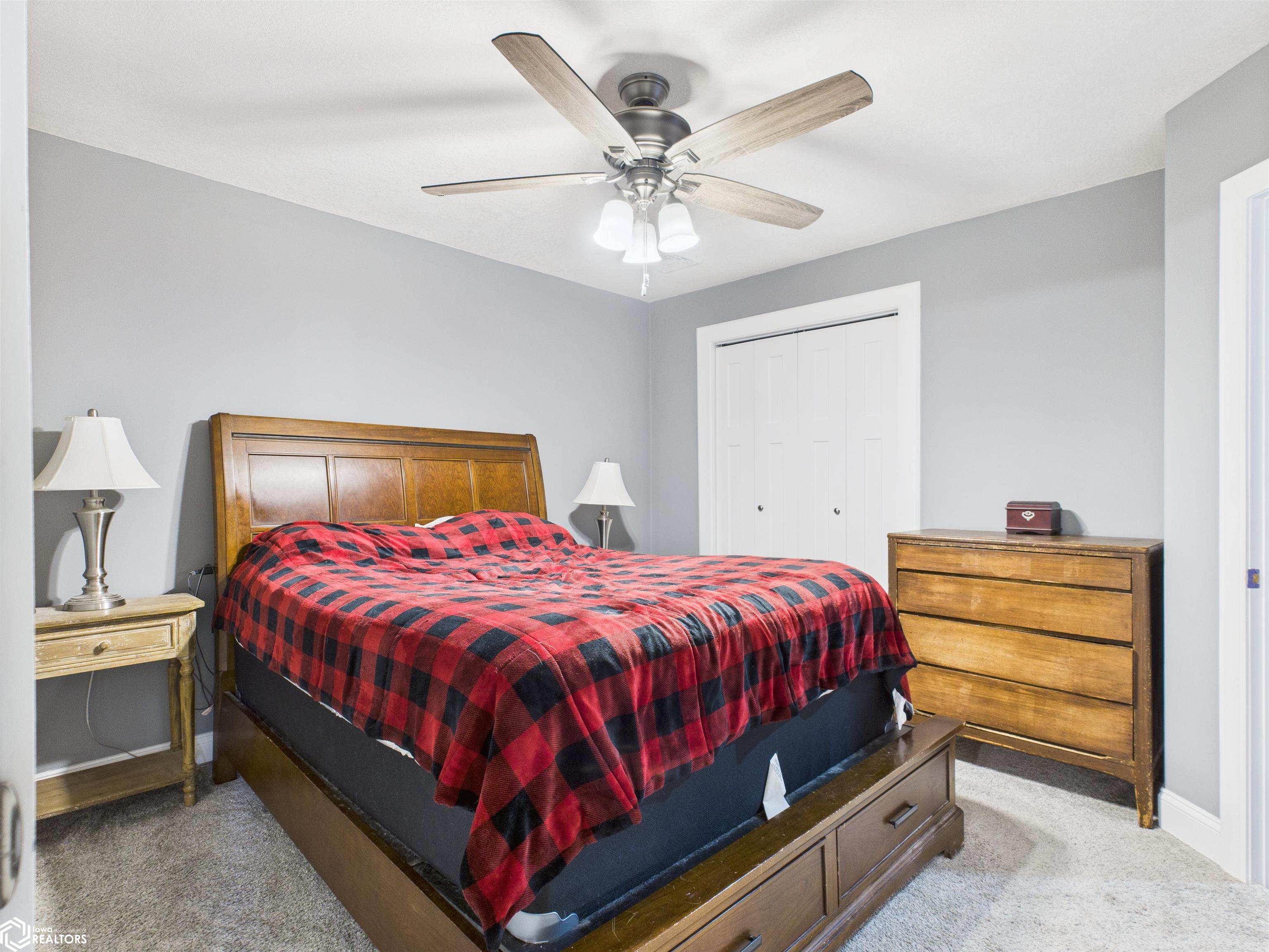 7273 Cliffland Road, Ottumwa, Iowa image 16