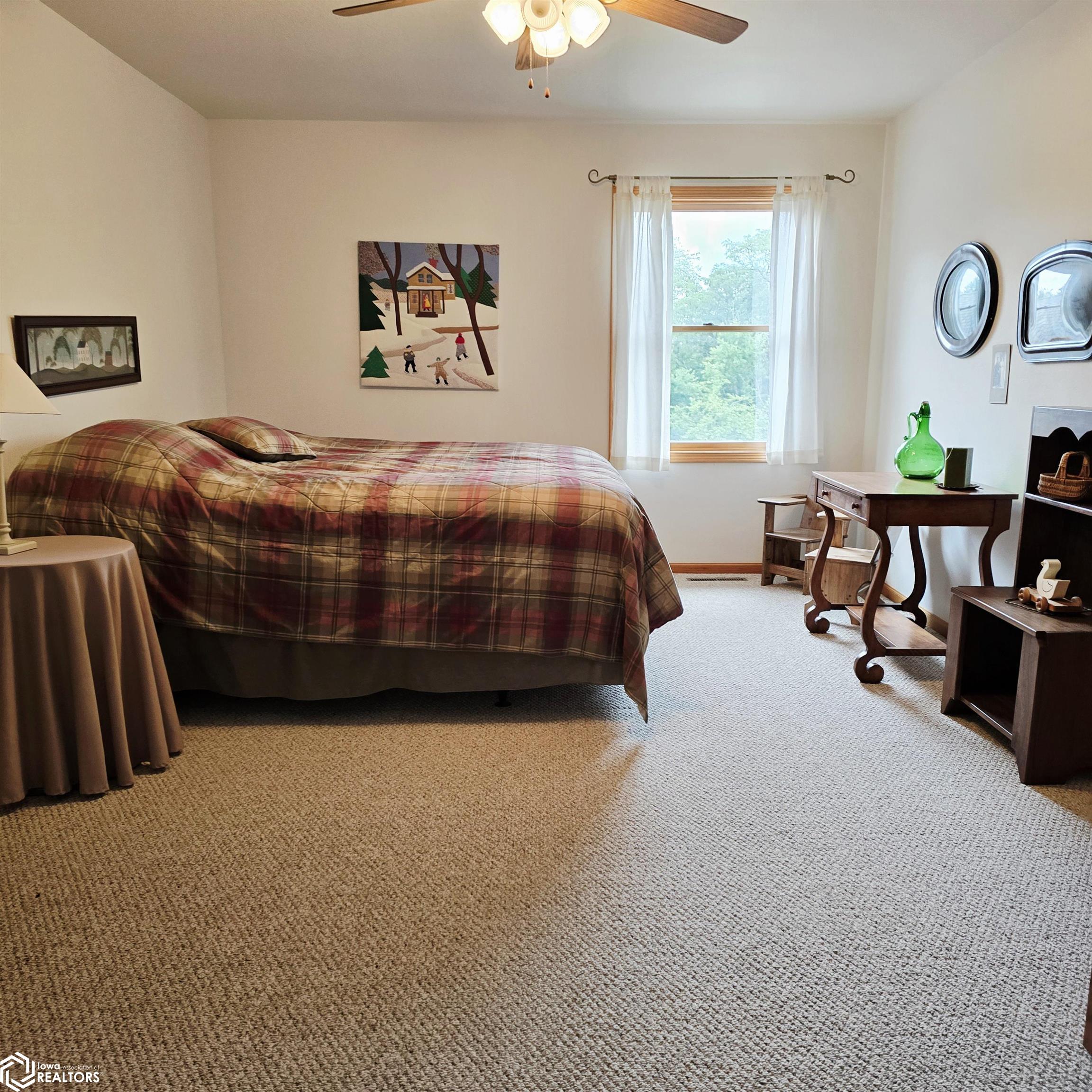 2196 Oxford Avenue, Oskaloosa, Iowa image 18