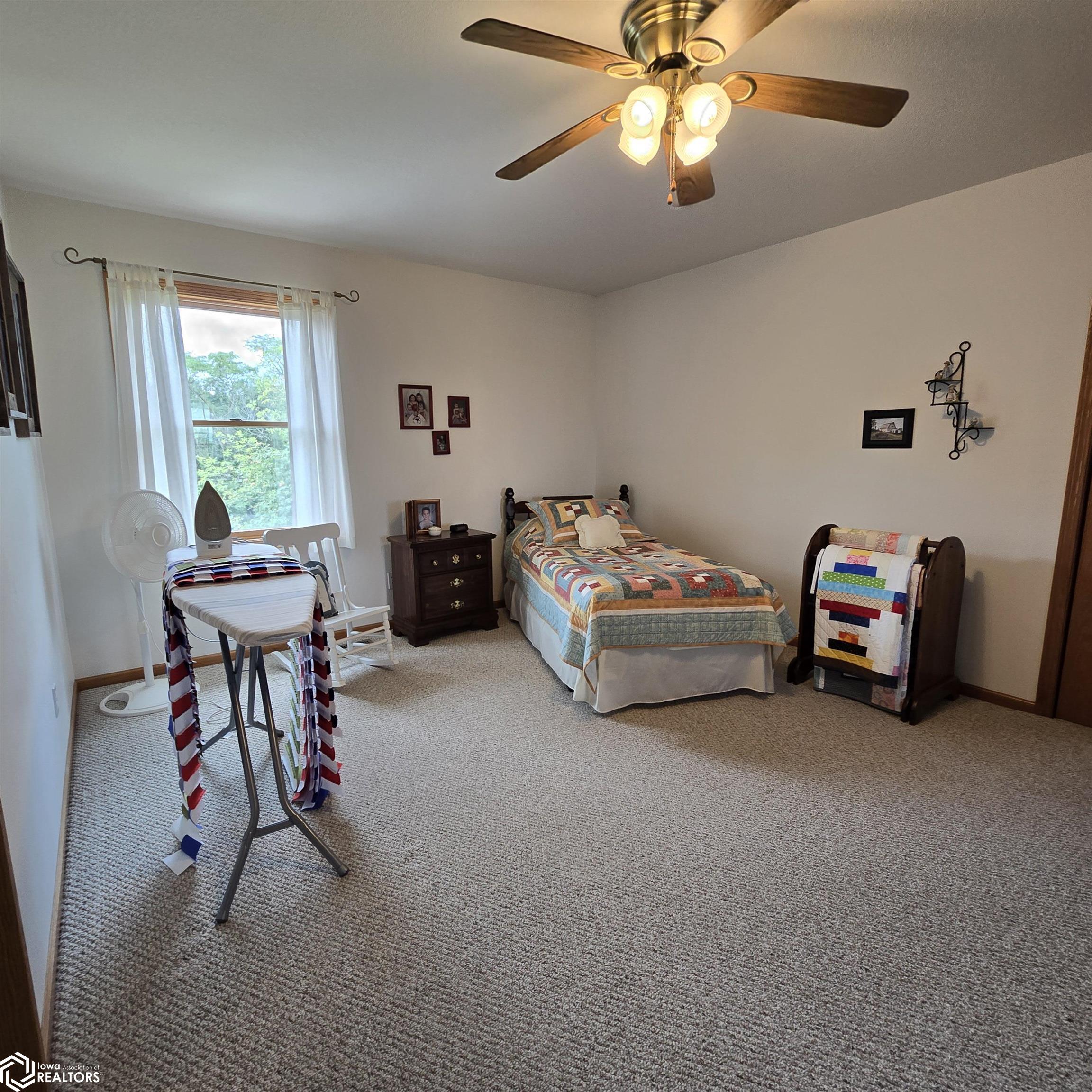 2196 Oxford Avenue, Oskaloosa, Iowa image 20