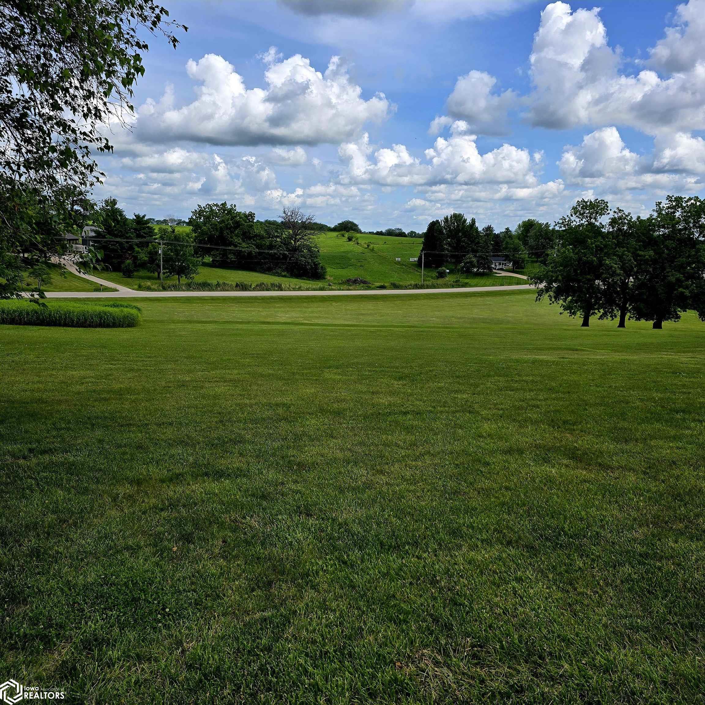 2196 Oxford Avenue, Oskaloosa, Iowa image 28