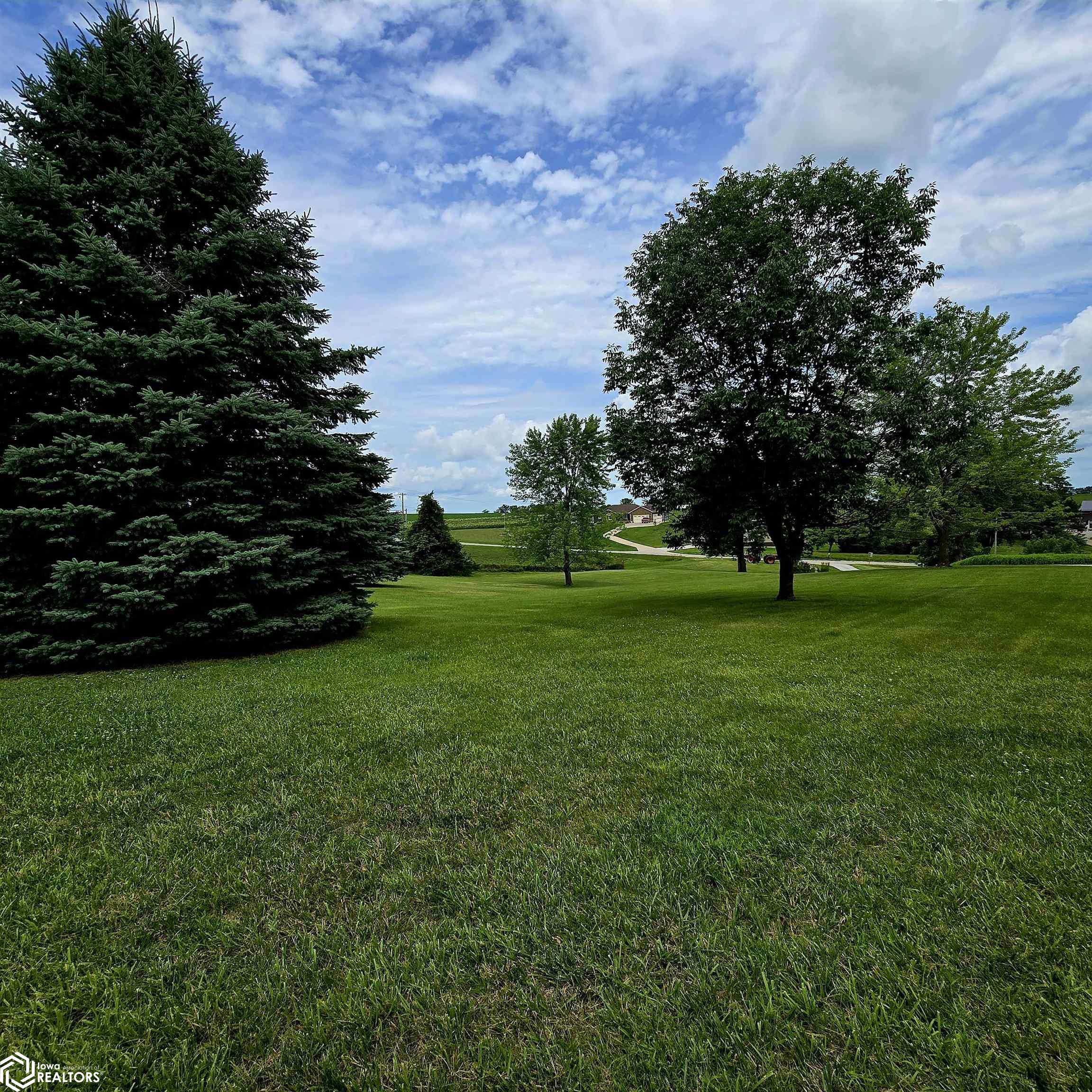 2196 Oxford Avenue, Oskaloosa, Iowa image 34