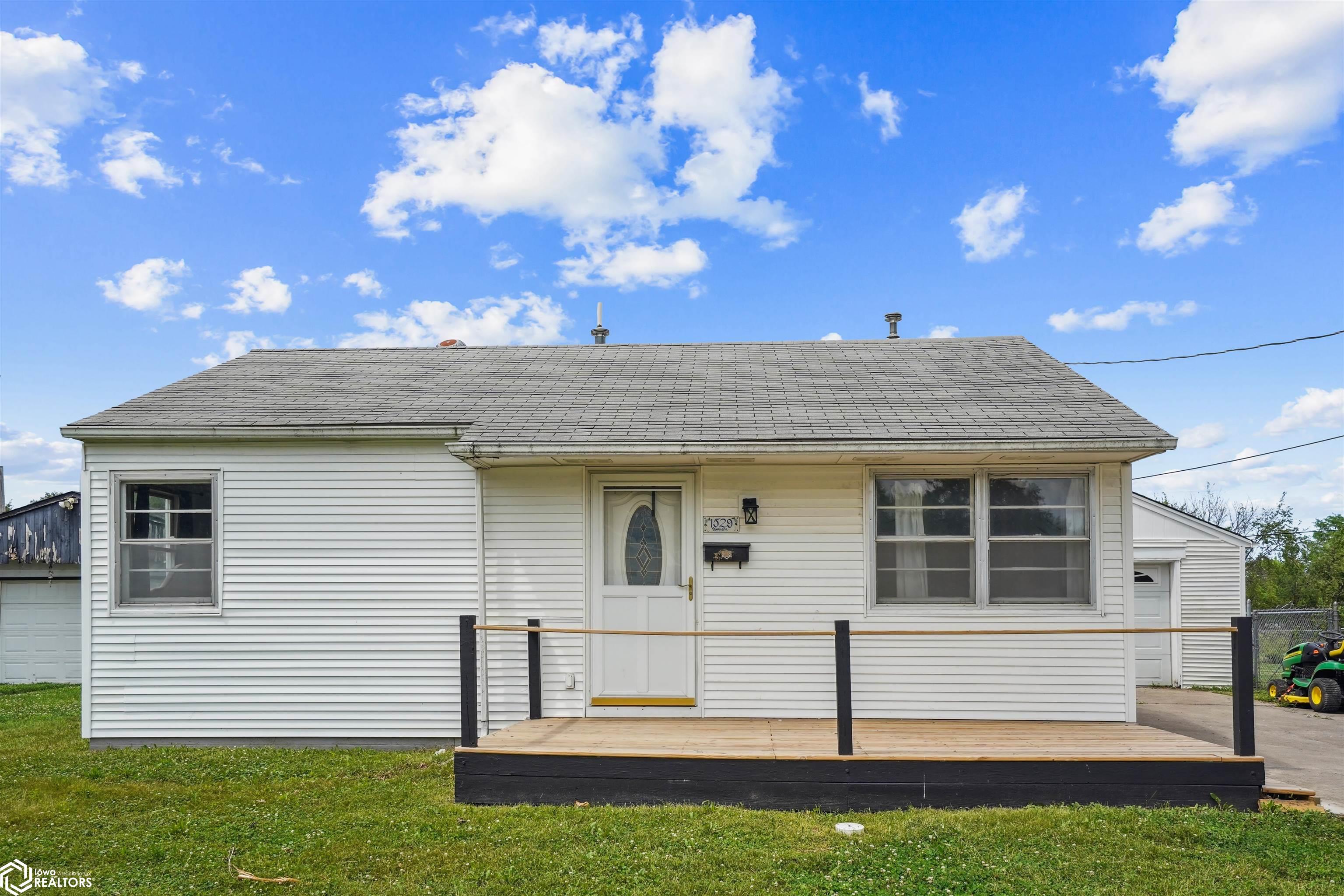 1529 Swanson Avenue, Ottumwa, Iowa image 1