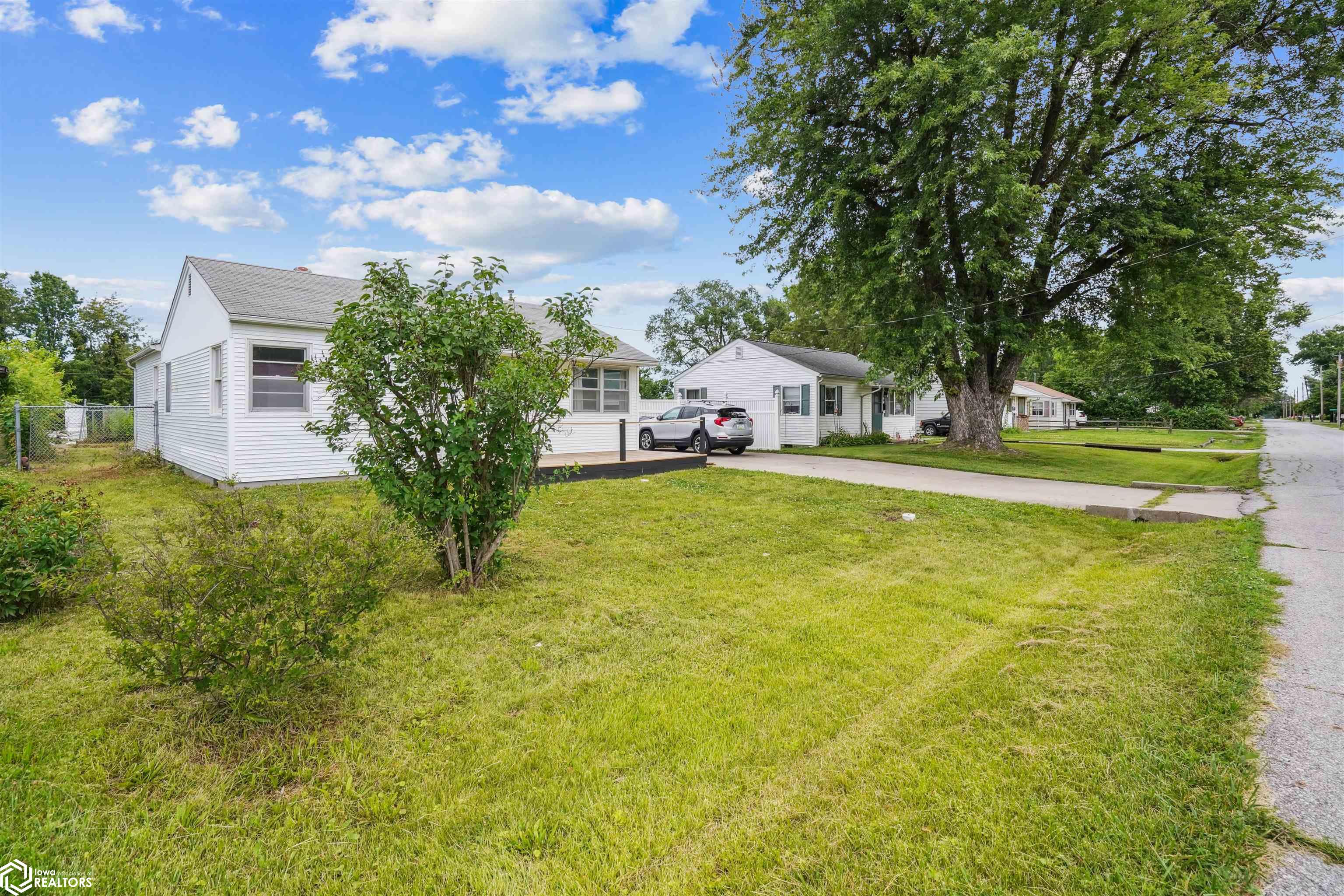 1529 Swanson Avenue, Ottumwa, Iowa image 3