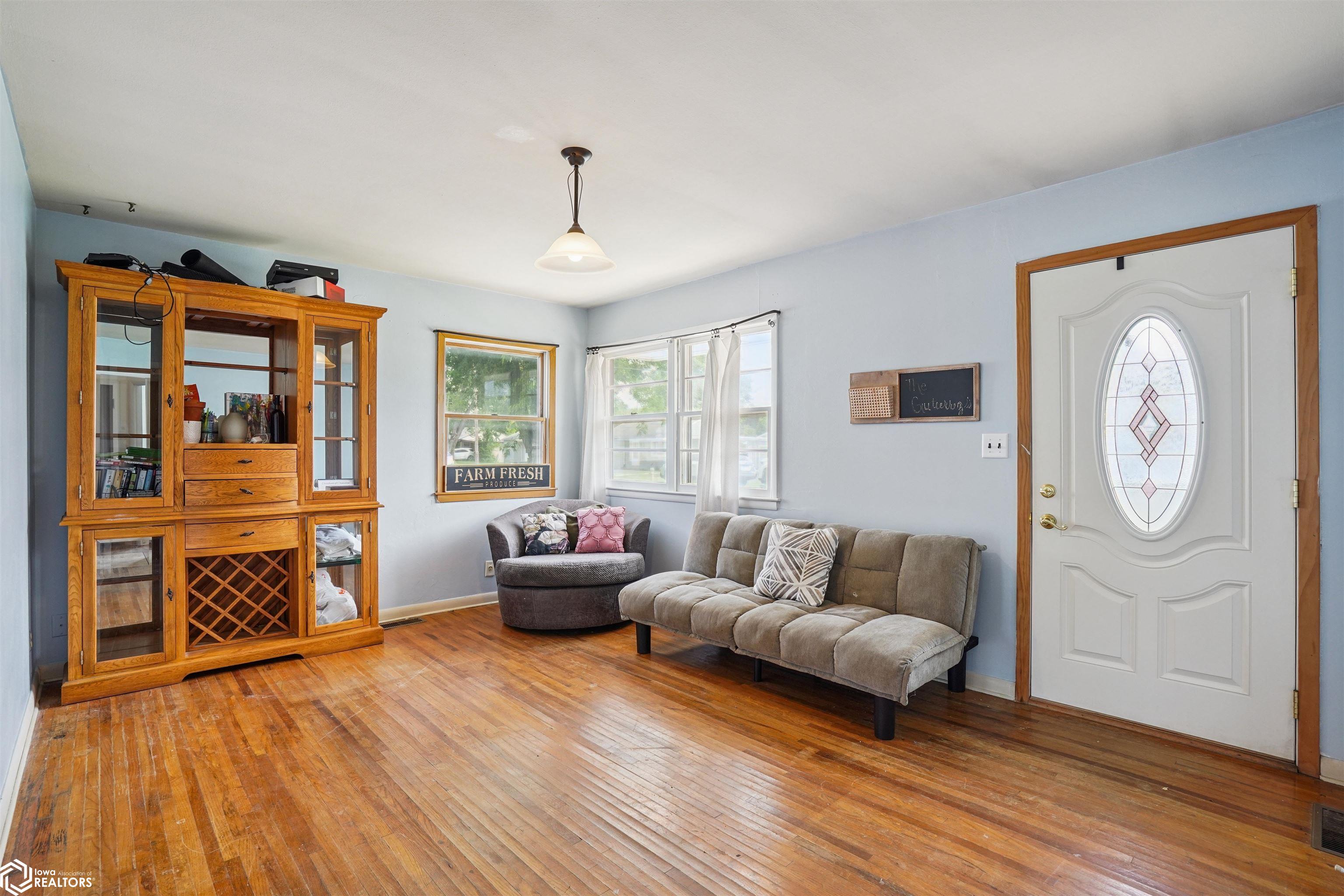 1529 Swanson Avenue, Ottumwa, Iowa image 4