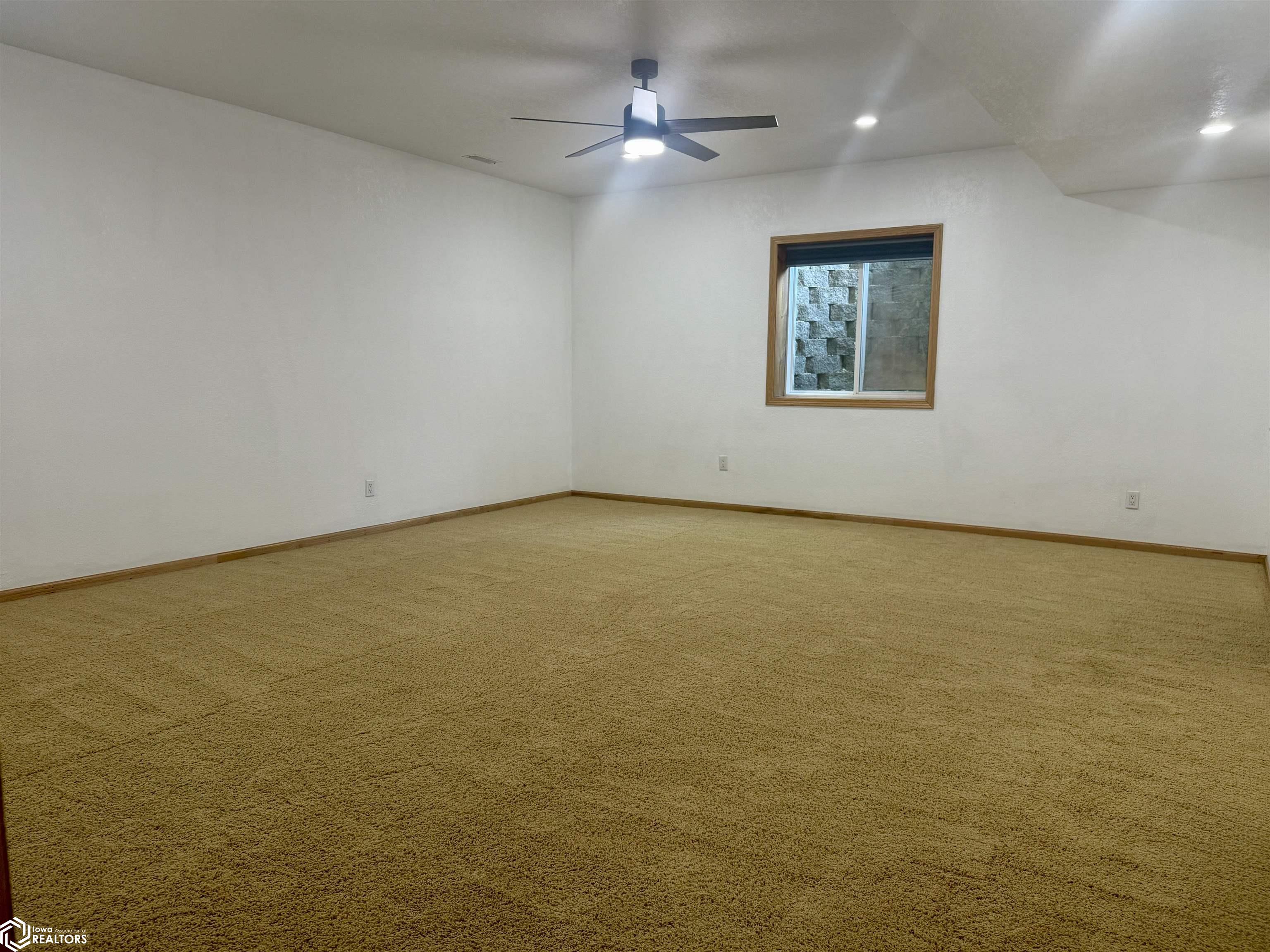 507 Hickory Lane, Jefferson, Iowa image 38