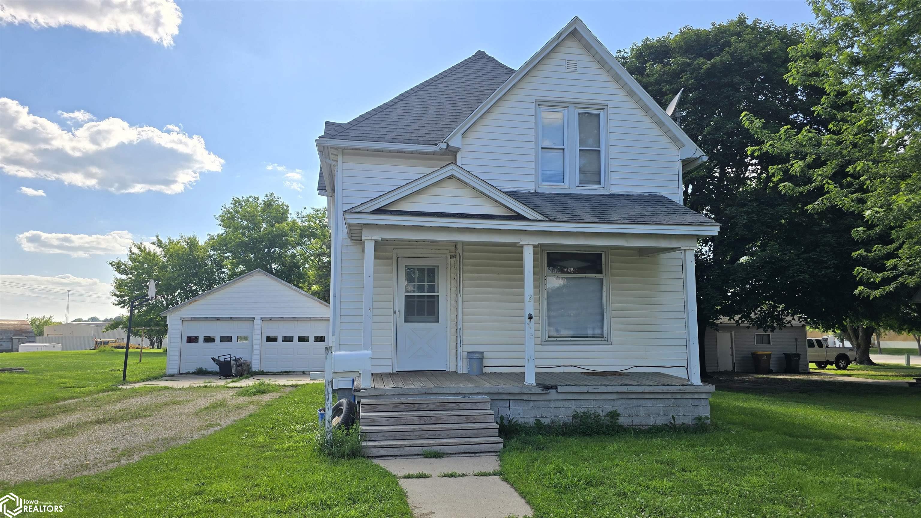 205 N Park Street, Lake Mills, Iowa image 1
