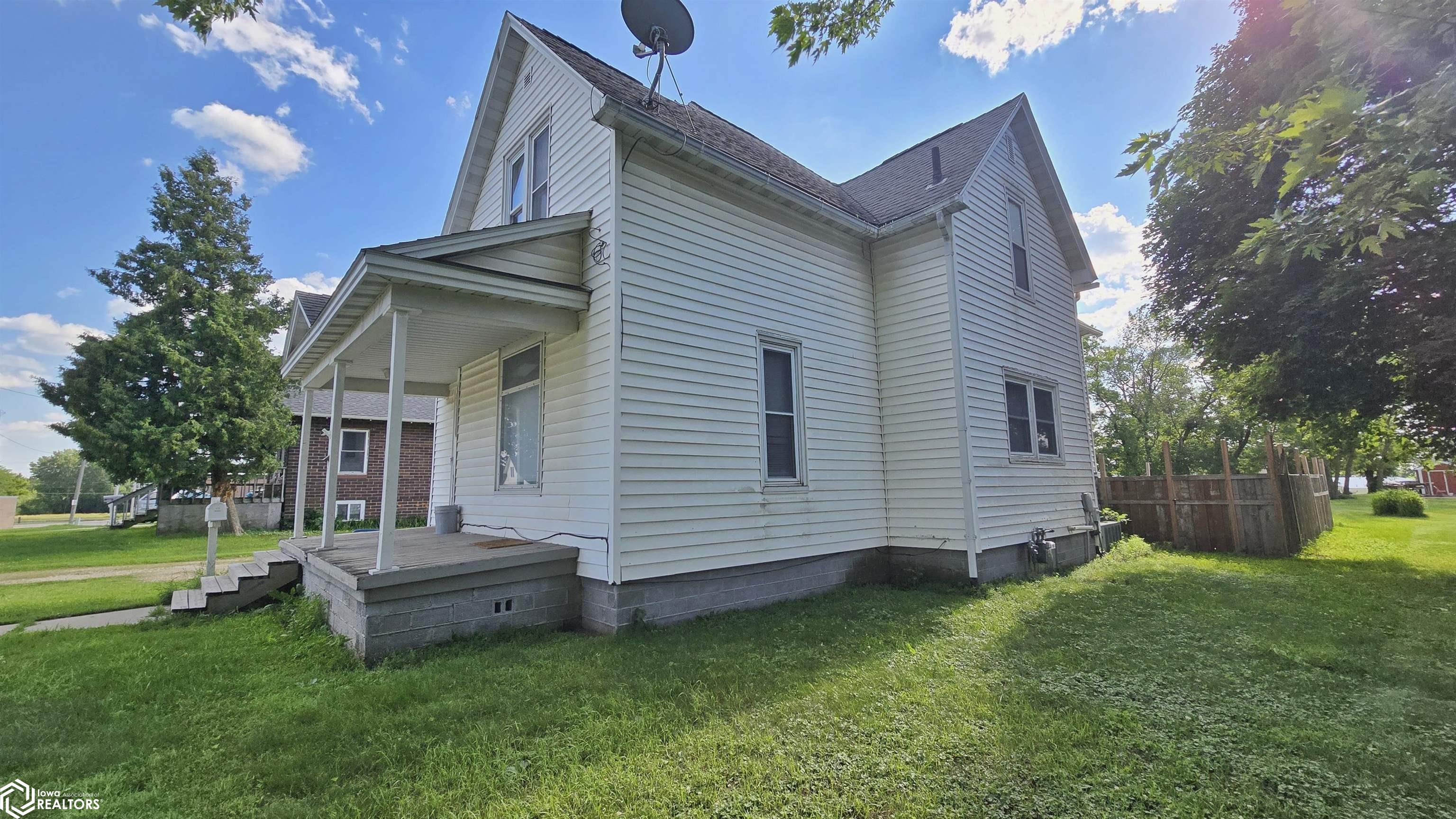205 N Park Street, Lake Mills, Iowa image 16