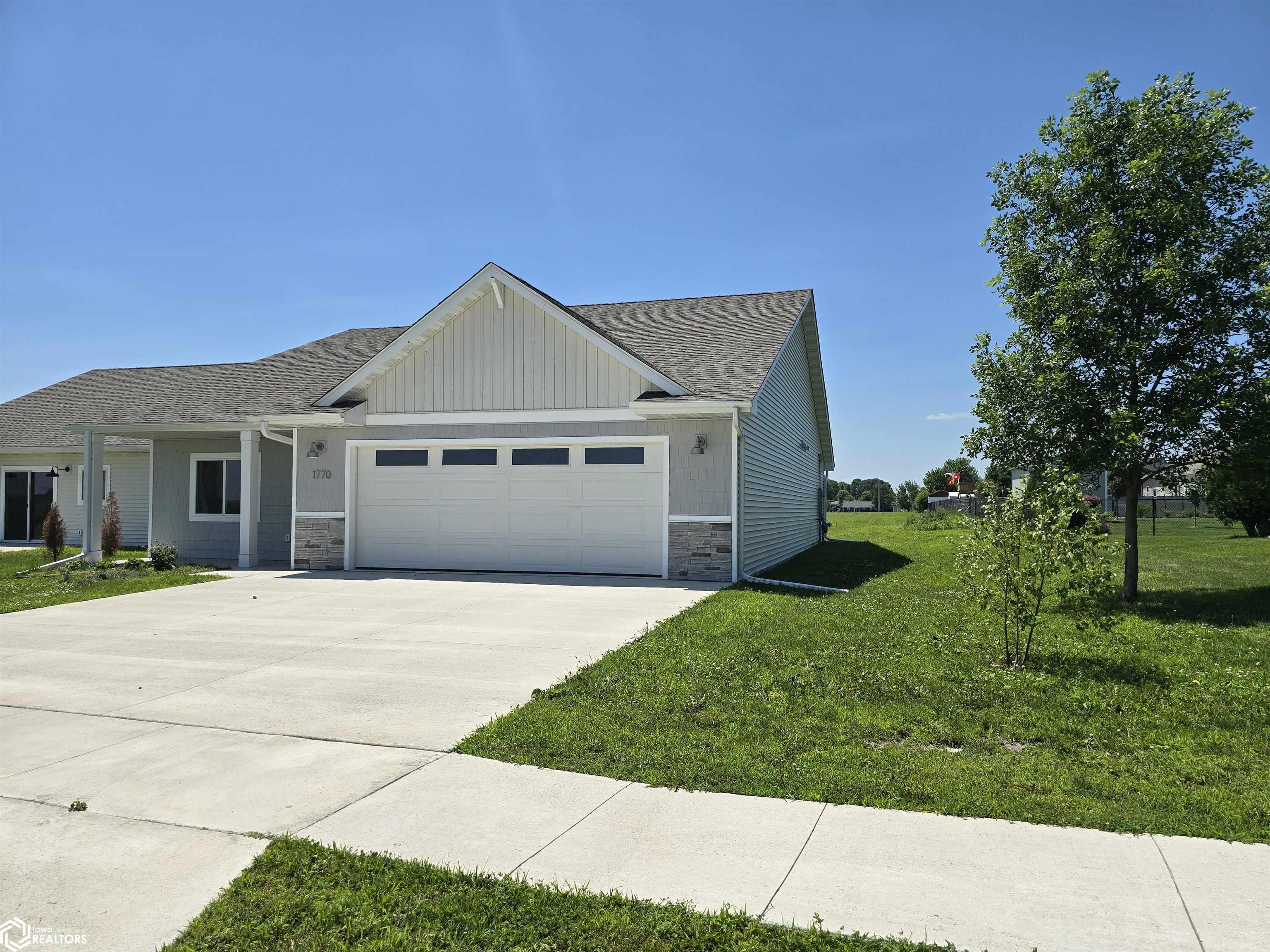1770 Seymour, Garner, Iowa image 2