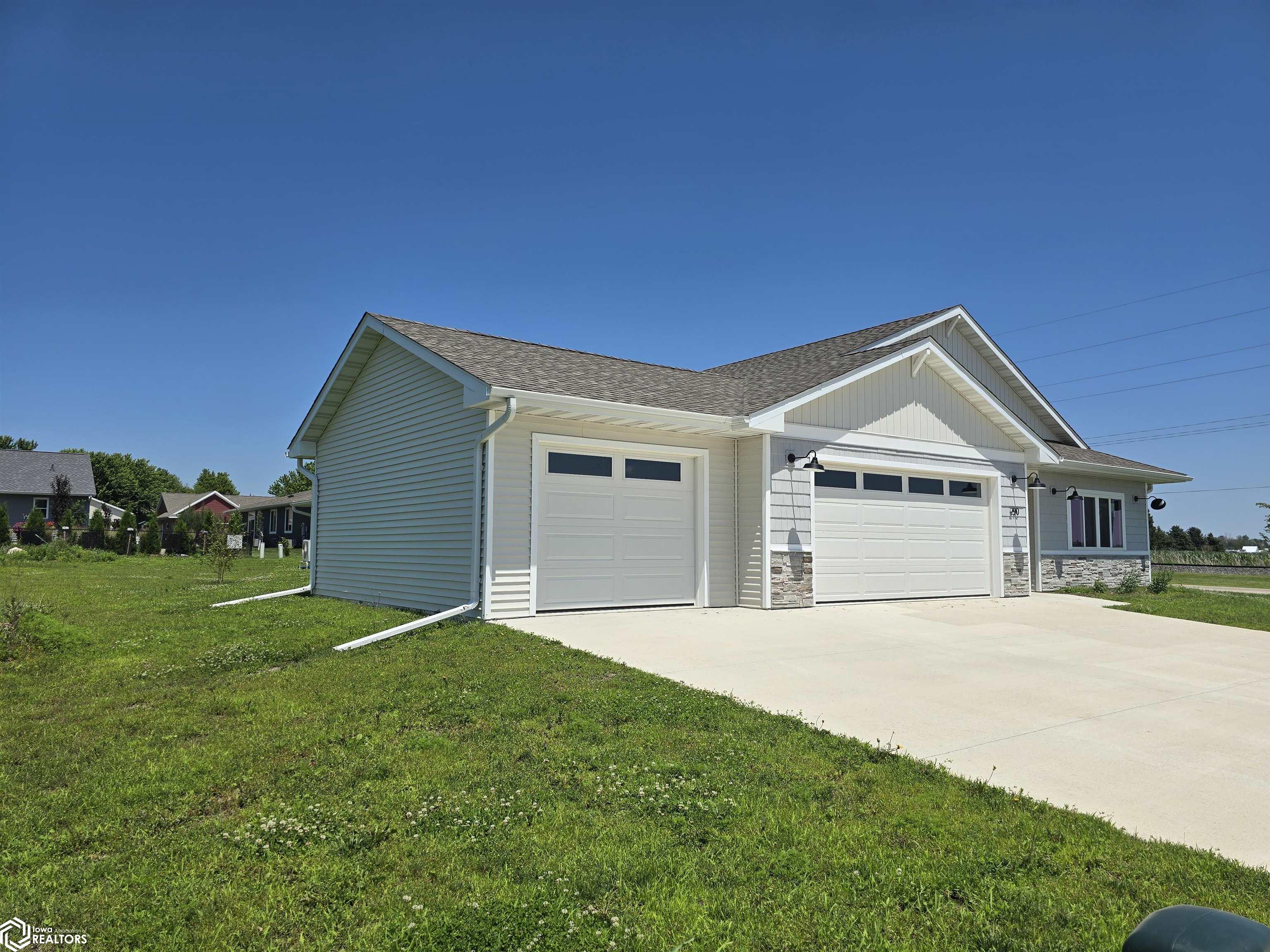 290 Fuller Drive, Garner, Iowa image 3