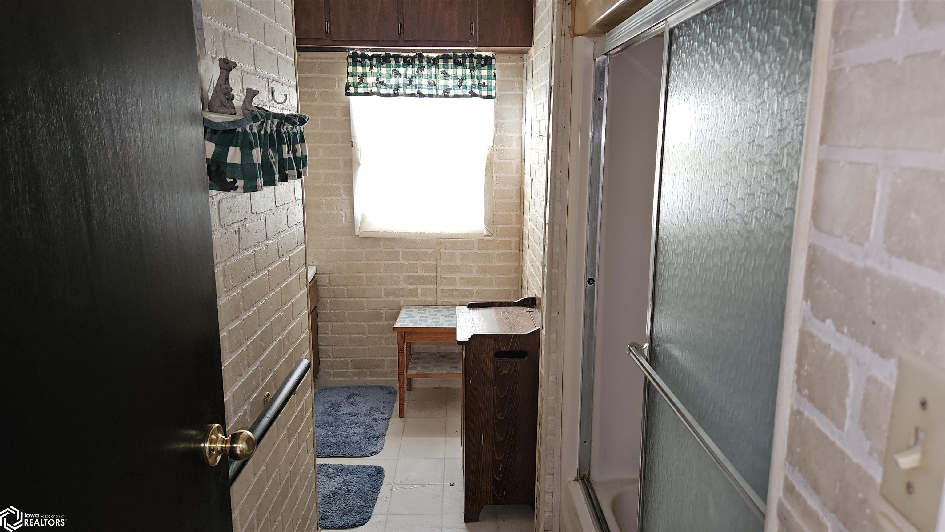925 Lee, Ottumwa, Iowa image 20