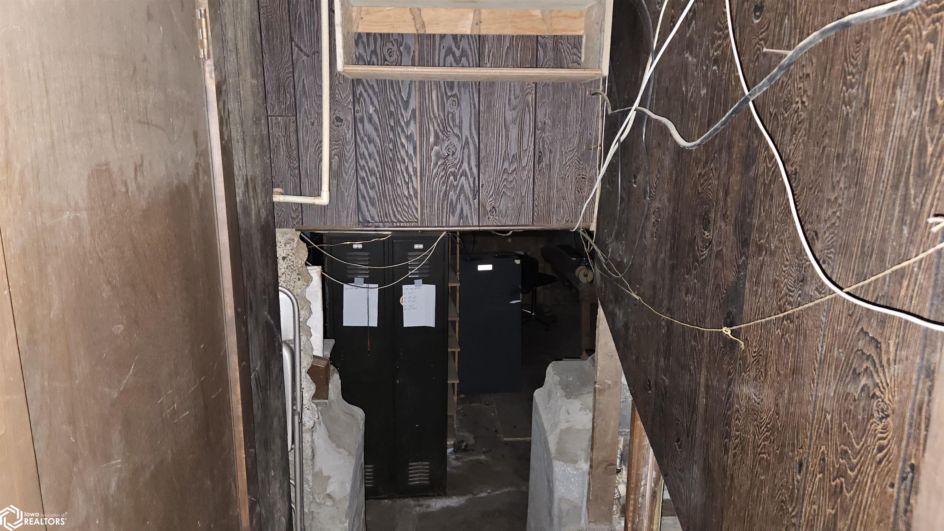 925 Lee, Ottumwa, Iowa image 31