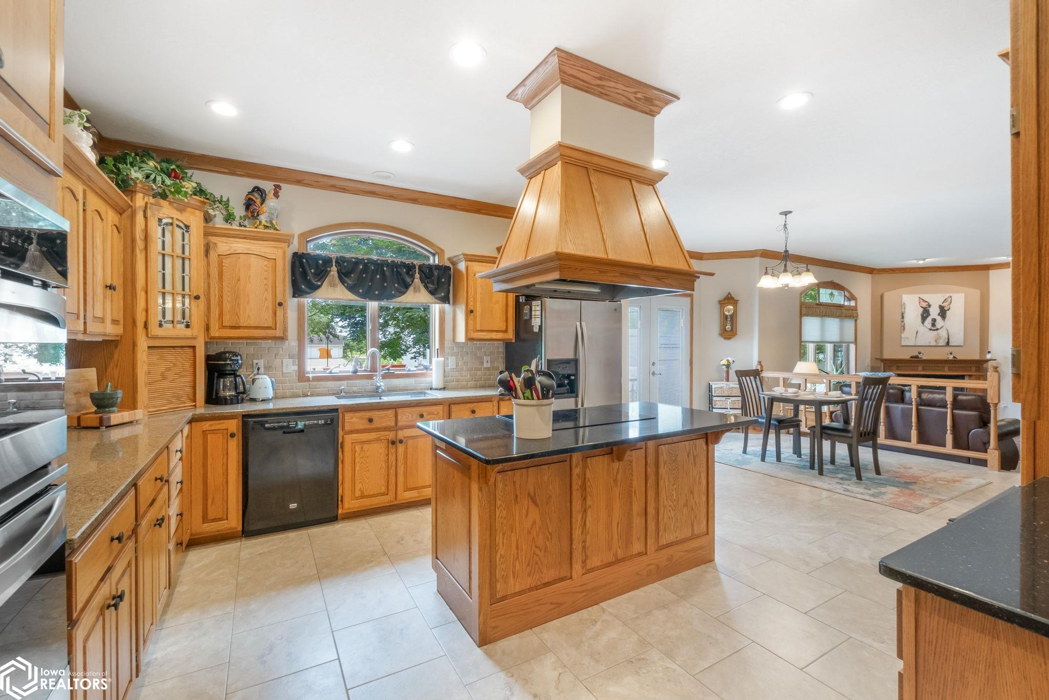 65 Granite Court, Mason City, Iowa image 14