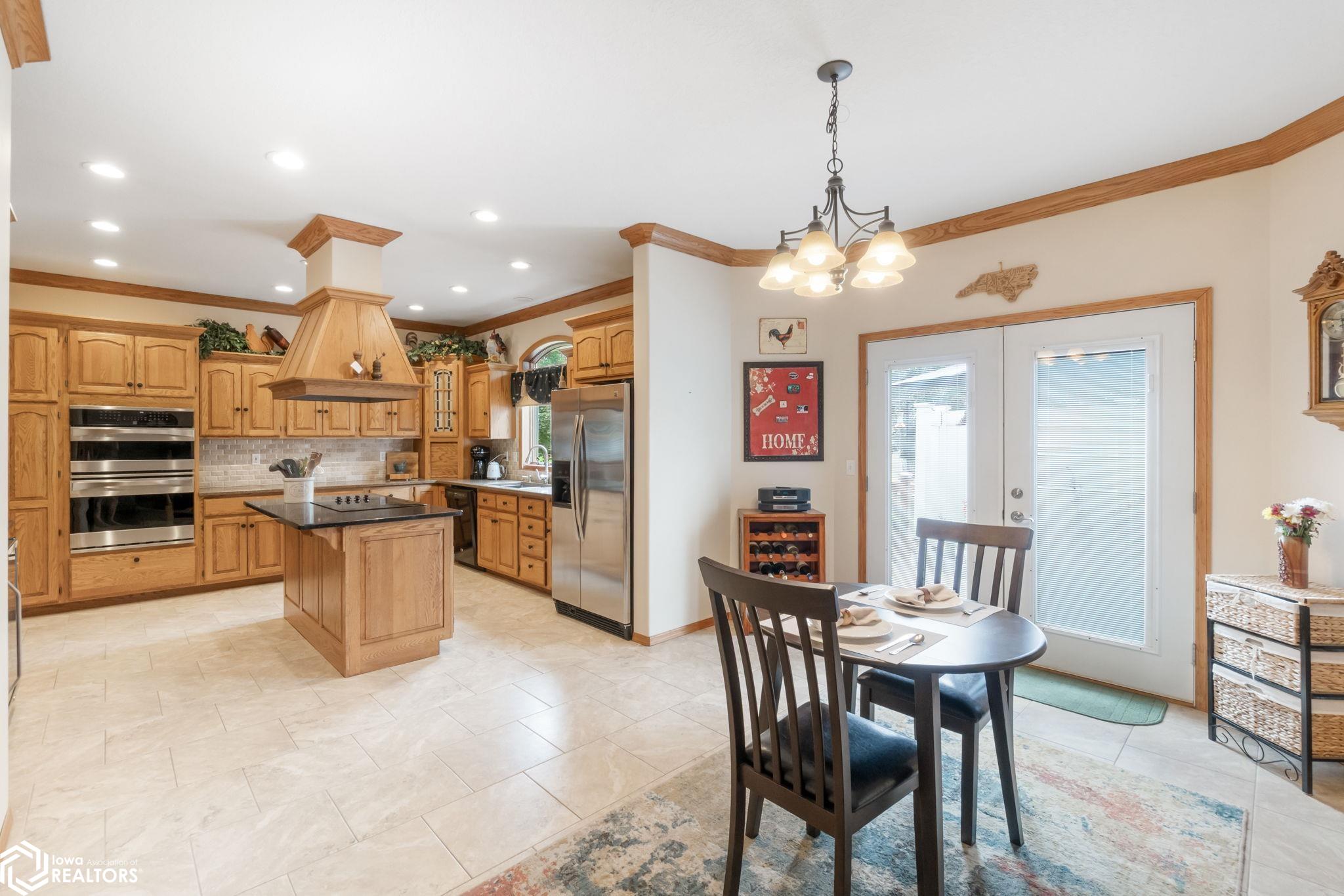 65 Granite Court, Mason City, Iowa image 16