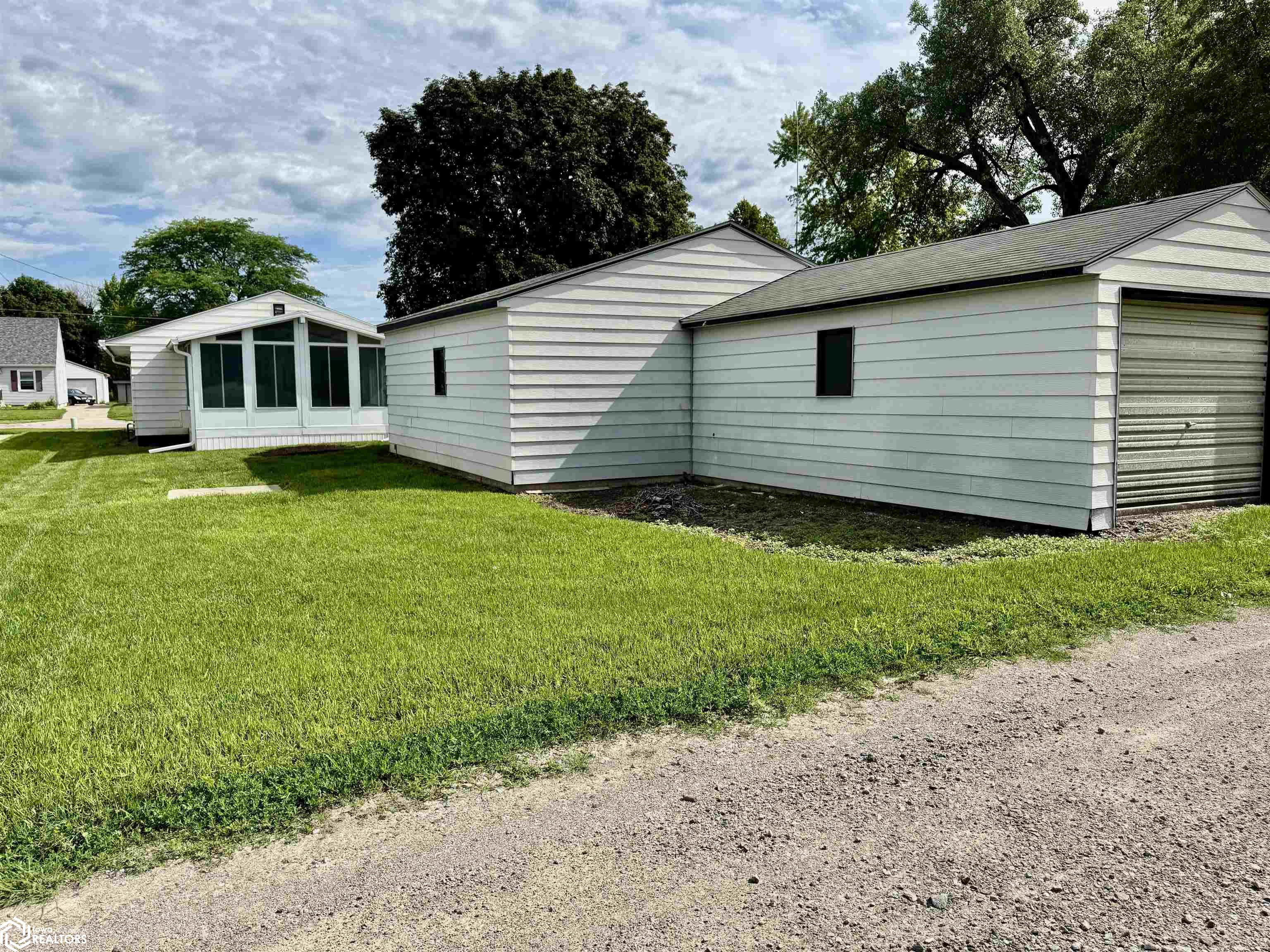 29 20th St Se, Mason City, Iowa image 3