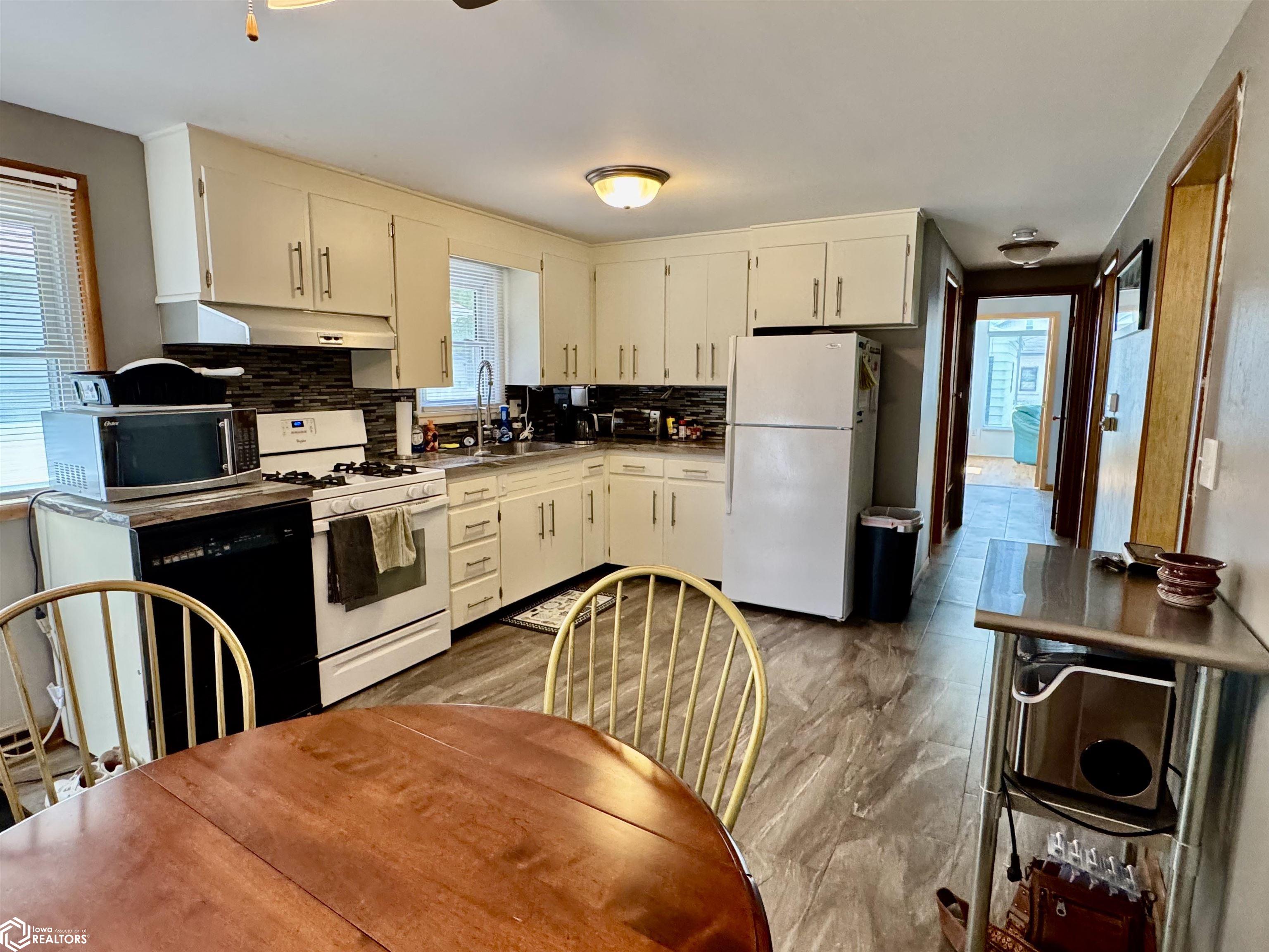 29 20th St Se, Mason City, Iowa image 8