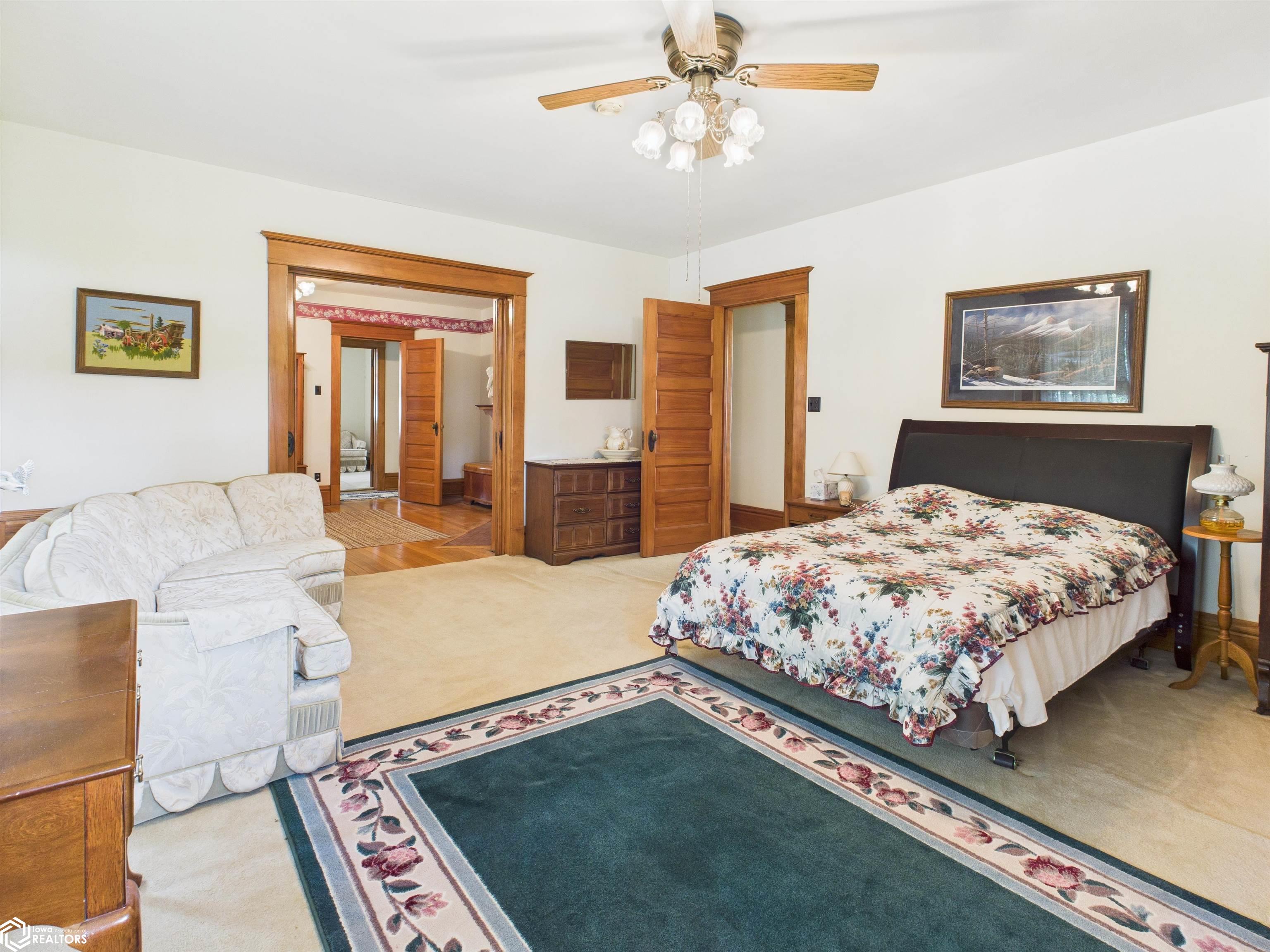 504 Washington, Bonaparte, Iowa image 29