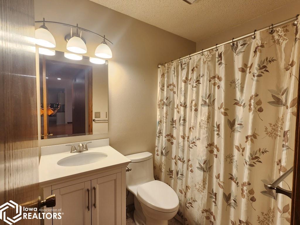 9 Asbury Place, Mason City, Iowa image 7