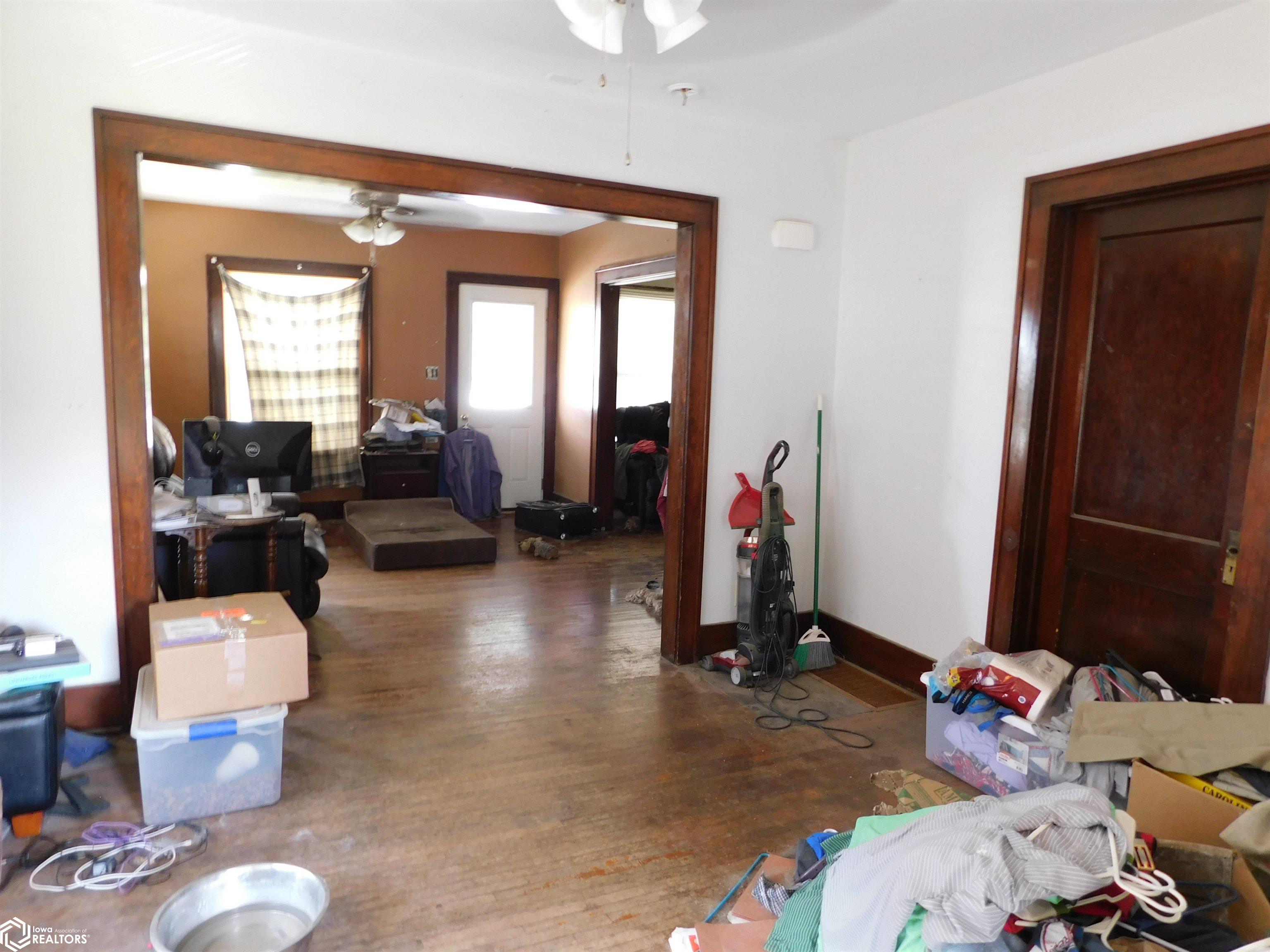 713 N Elm Street, Creston, Iowa image 4