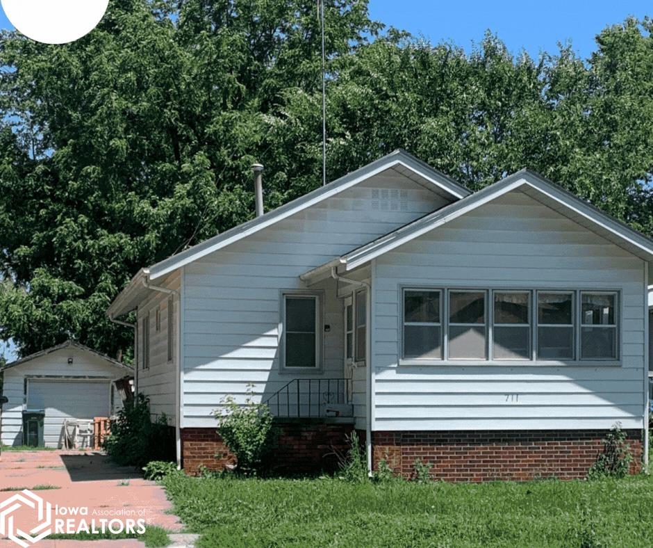 711 N Elm Street, Creston, Iowa image 1