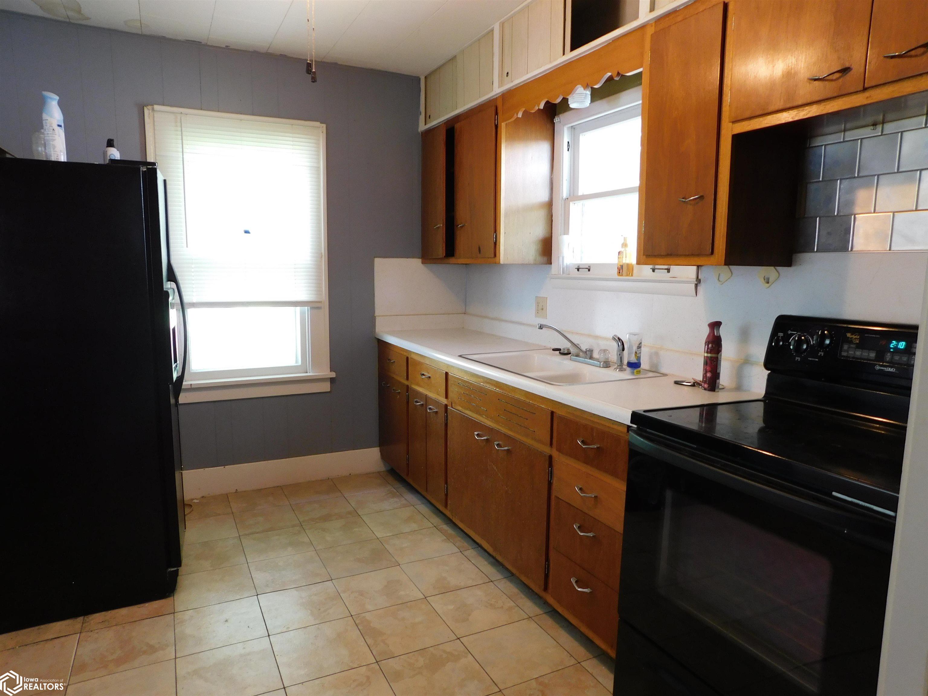 711 N Elm Street, Creston, Iowa image 12