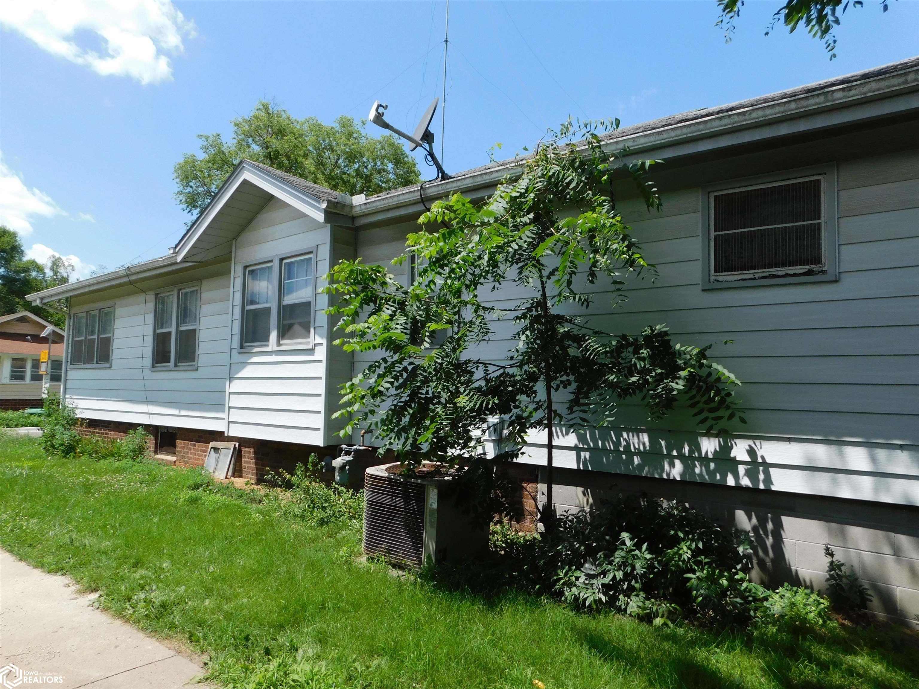 711 N Elm Street, Creston, Iowa image 25