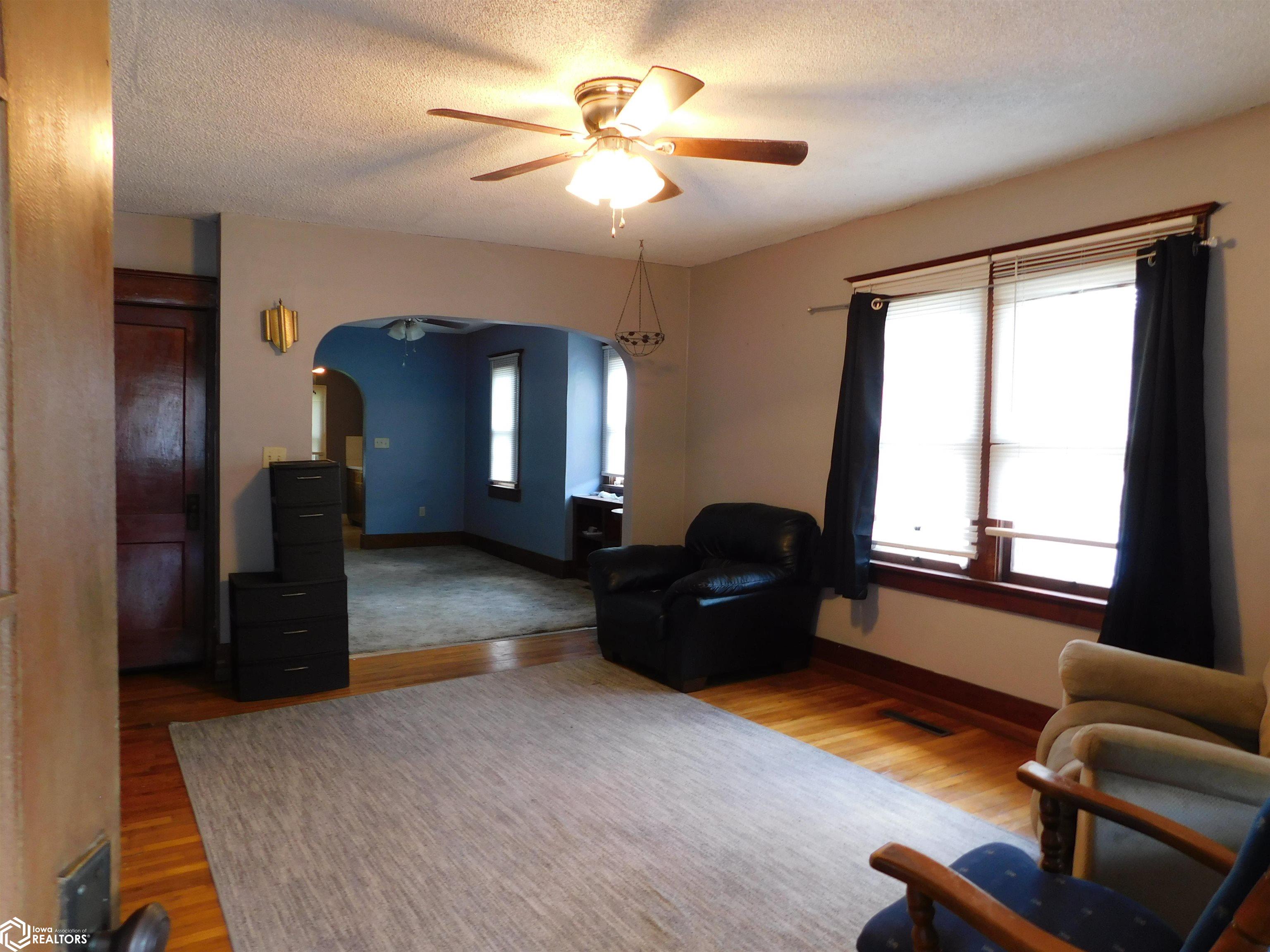 711 N Elm Street, Creston, Iowa image 3