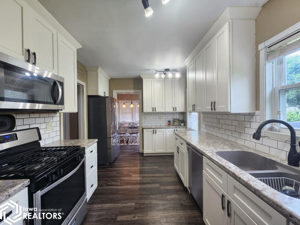 1306 N Rhode Island Avenue, Mason City, Iowa image 9