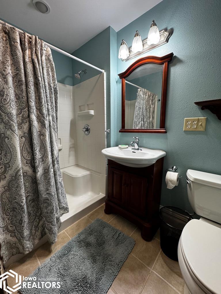 1314 Des Moines Street, Webster City, Iowa image 16