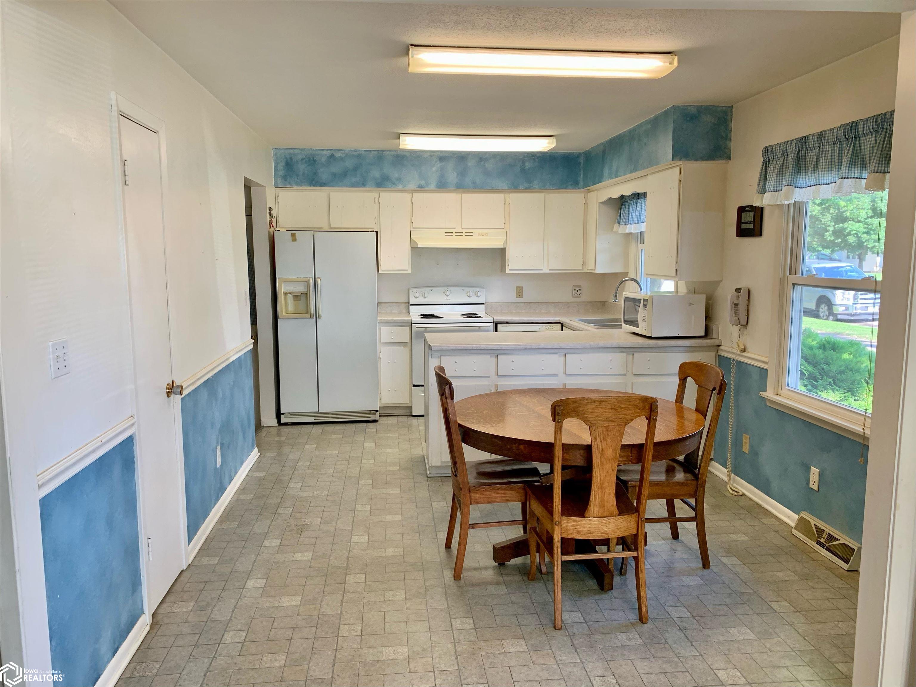 401 Rushview Drive, Jefferson, Iowa image 5