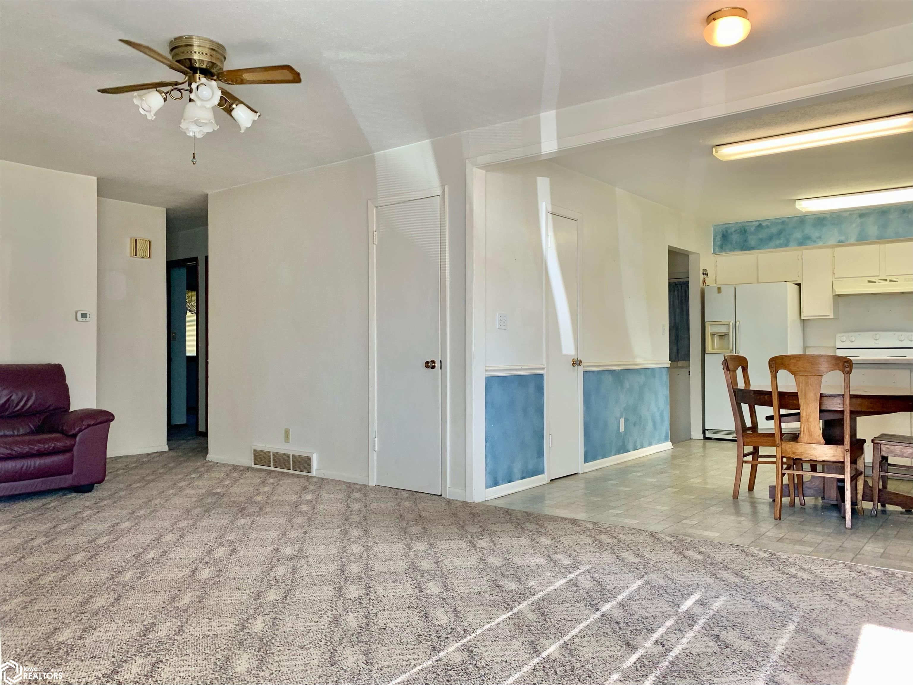 401 Rushview Drive, Jefferson, Iowa image 10