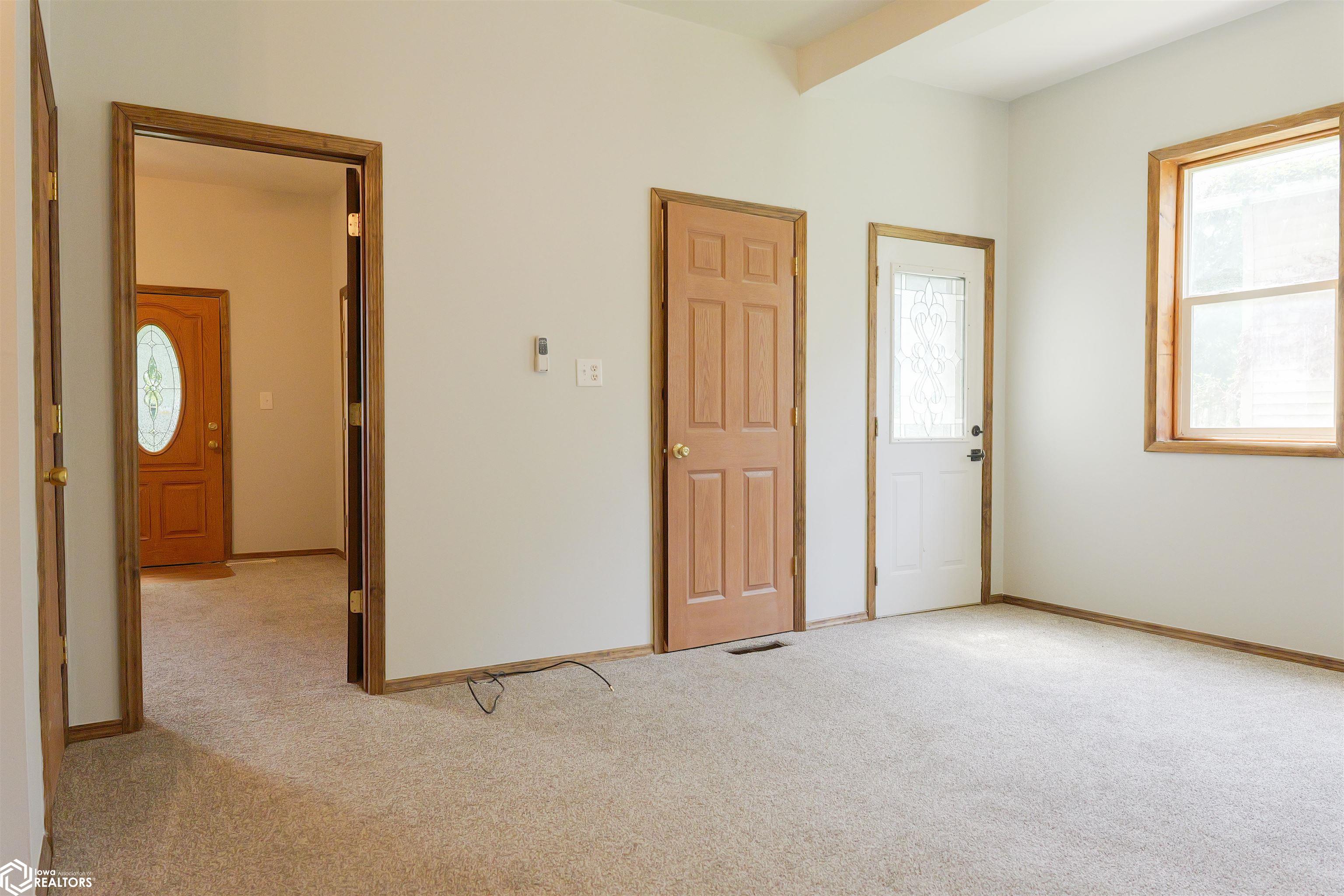1513 Gnahn Street, Burlington, Iowa image 16