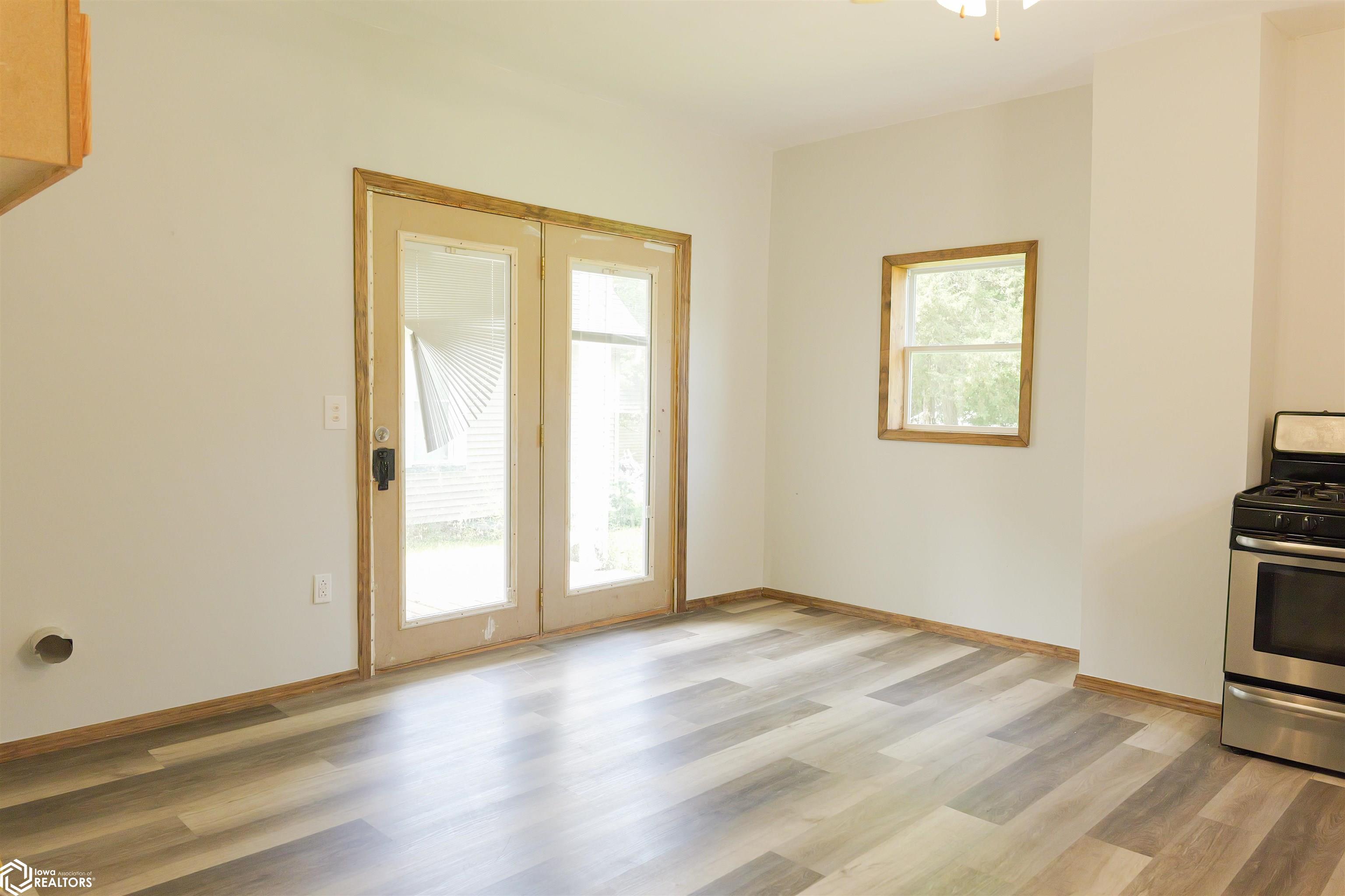 1513 Gnahn Street, Burlington, Iowa image 18