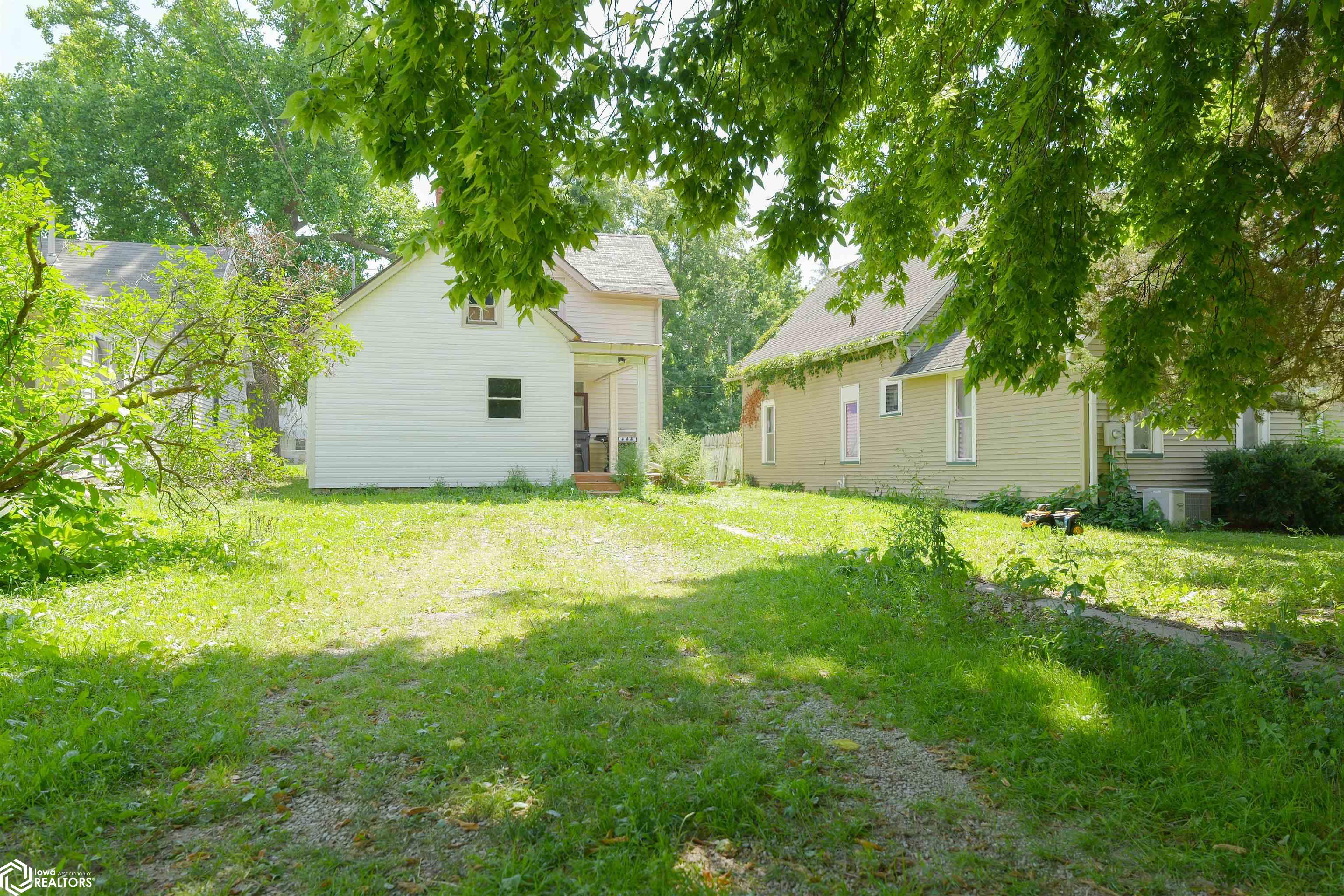 1513 Gnahn Street, Burlington, Iowa image 9