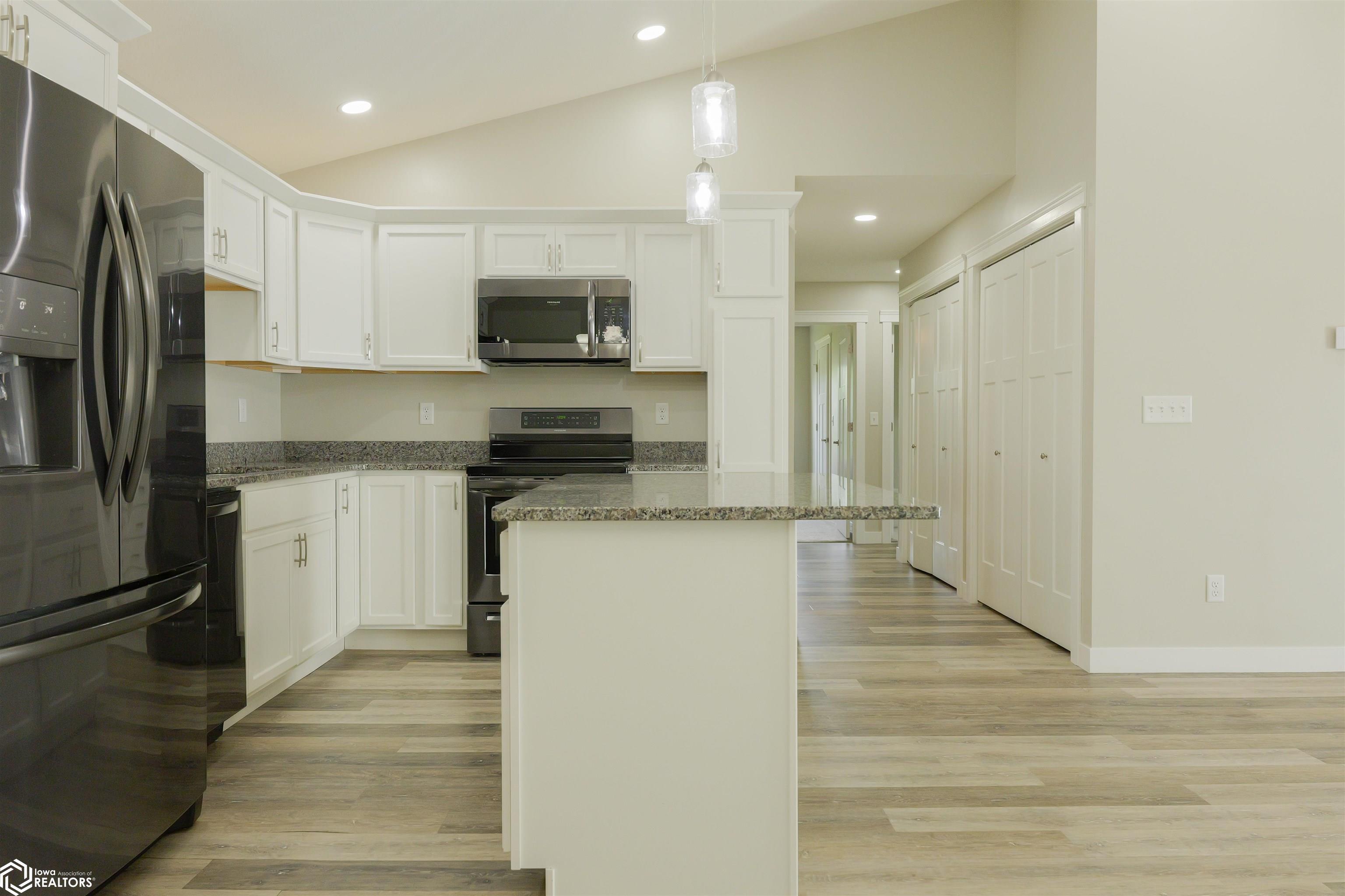 707 Layne Drive #2, West Burlington, Iowa image 12