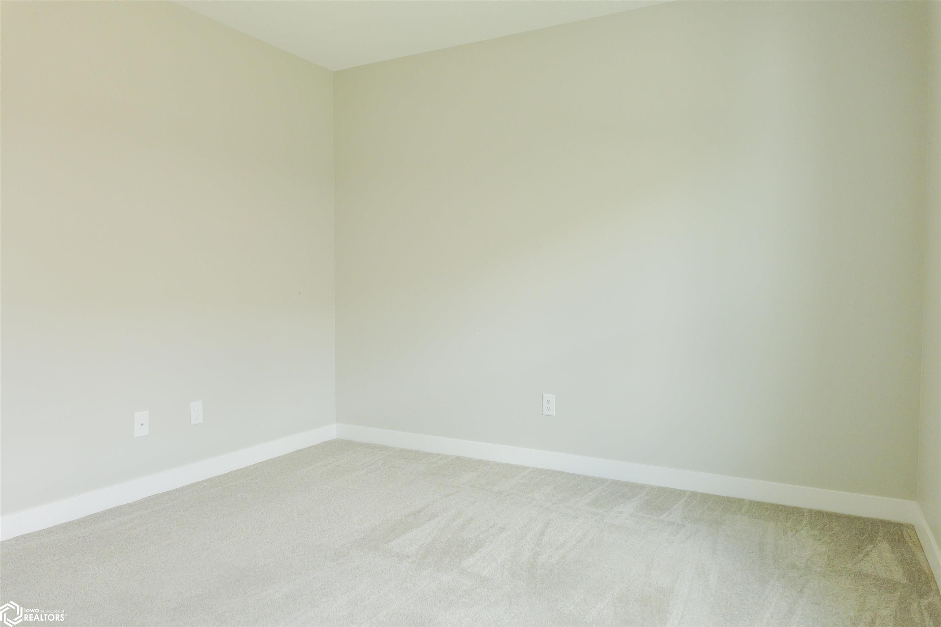 707 Layne Drive #2, West Burlington, Iowa image 33