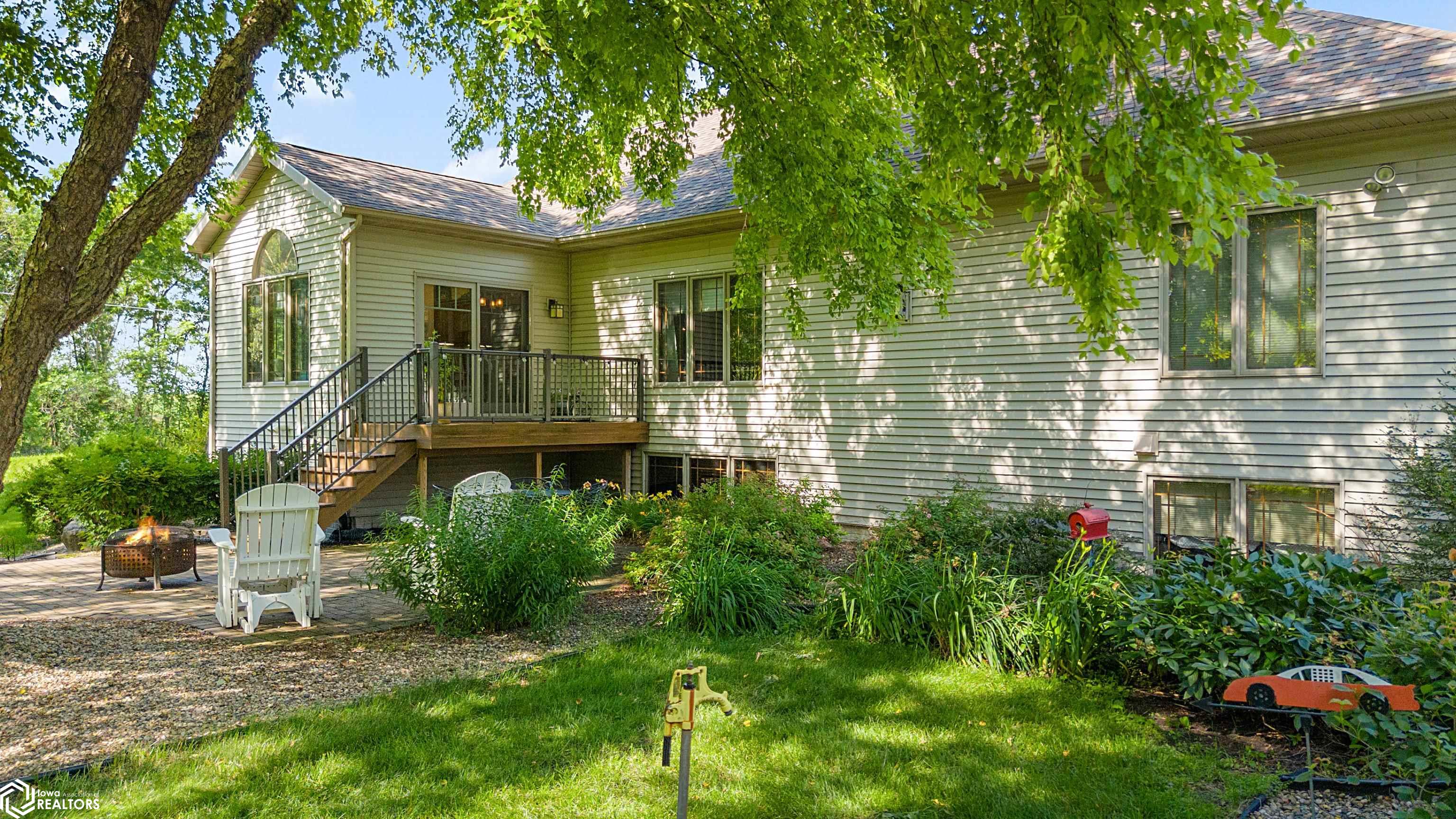15261 Dodge Ave, Clear Lake, Iowa image 4