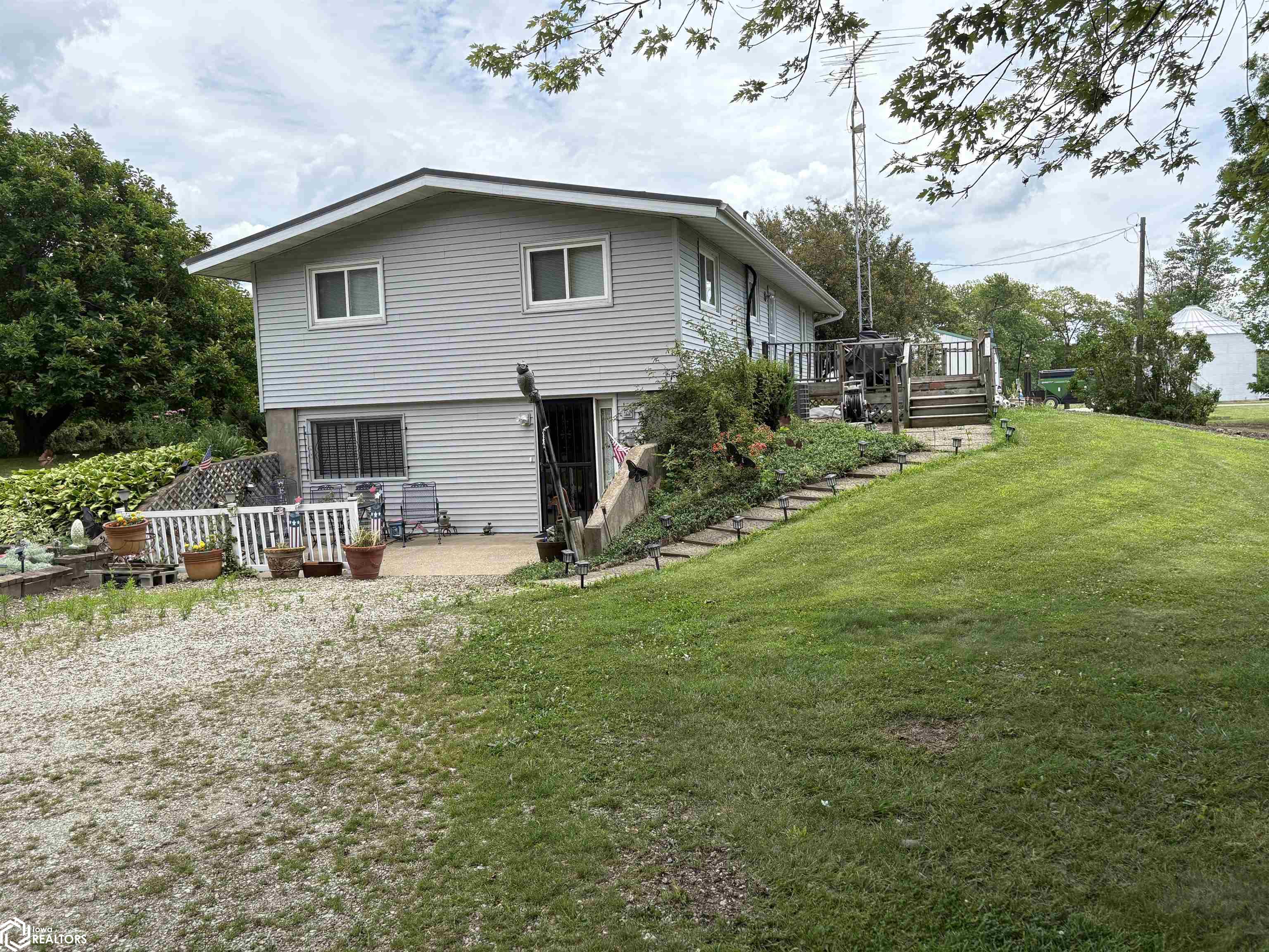2143 Meekers Landing Road, Oakville, Iowa image 16