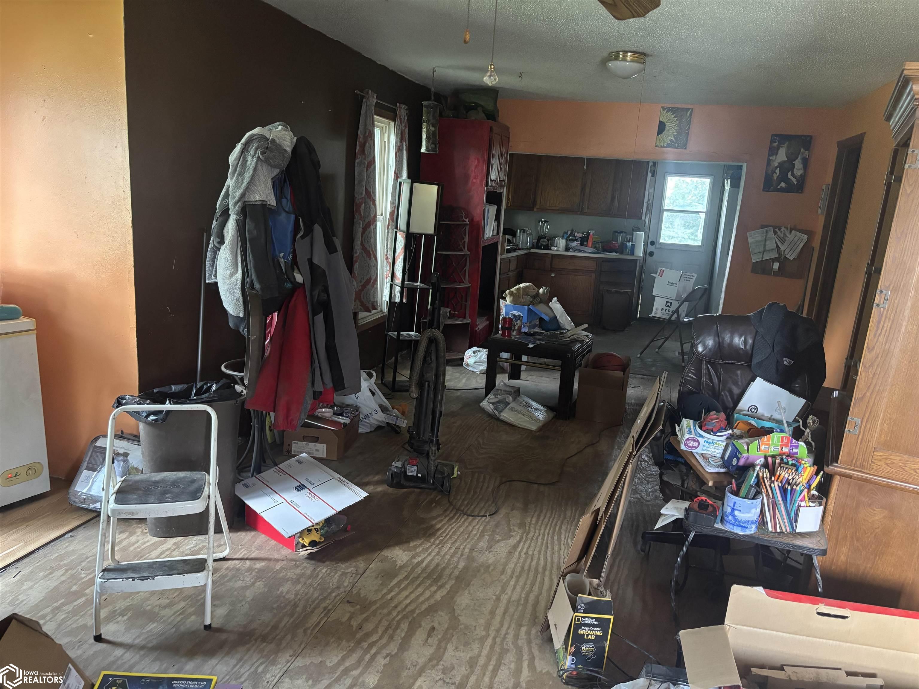 537 S Moore Street, Ottumwa, Iowa image 3
