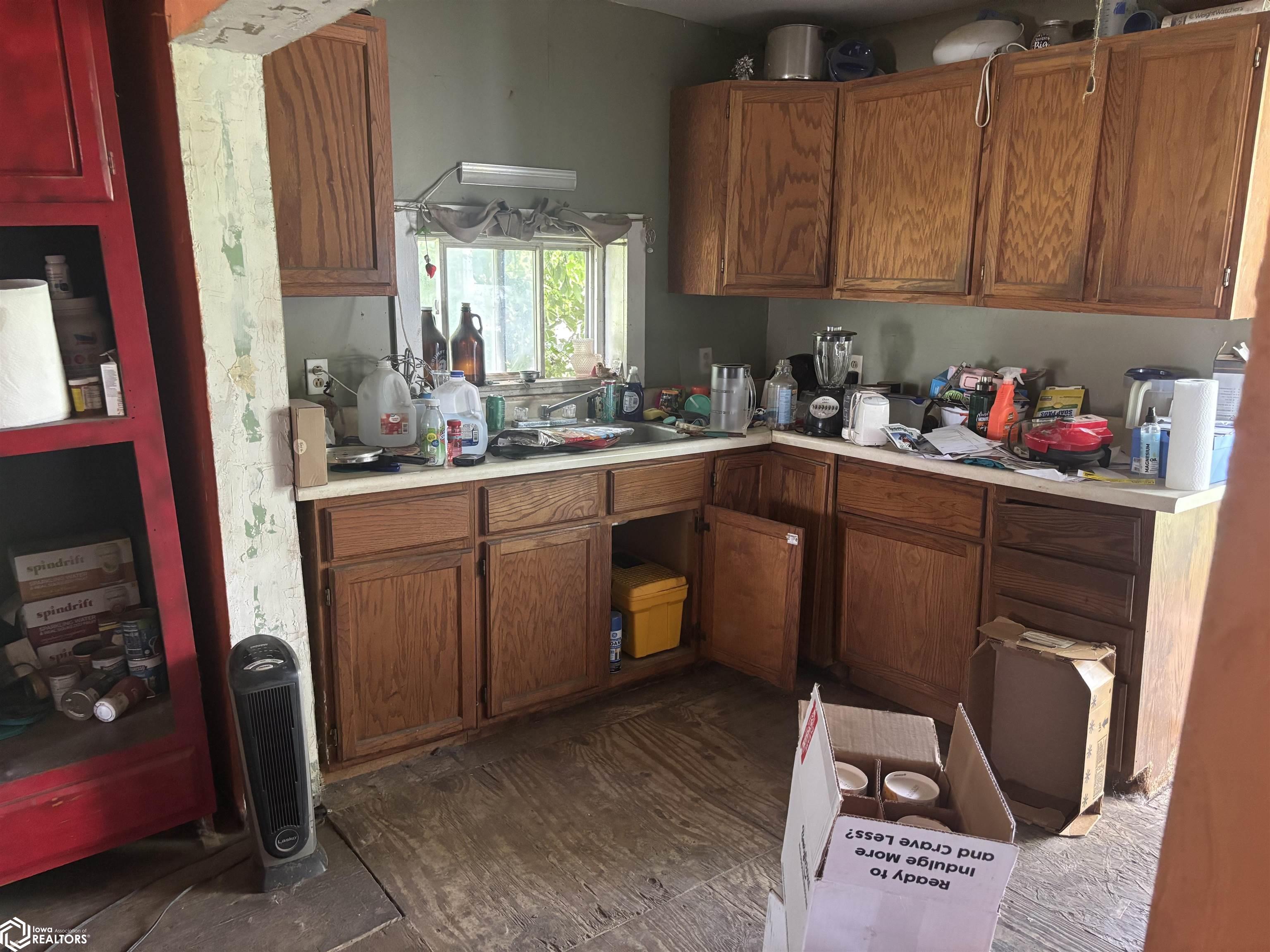 537 S Moore Street, Ottumwa, Iowa image 5