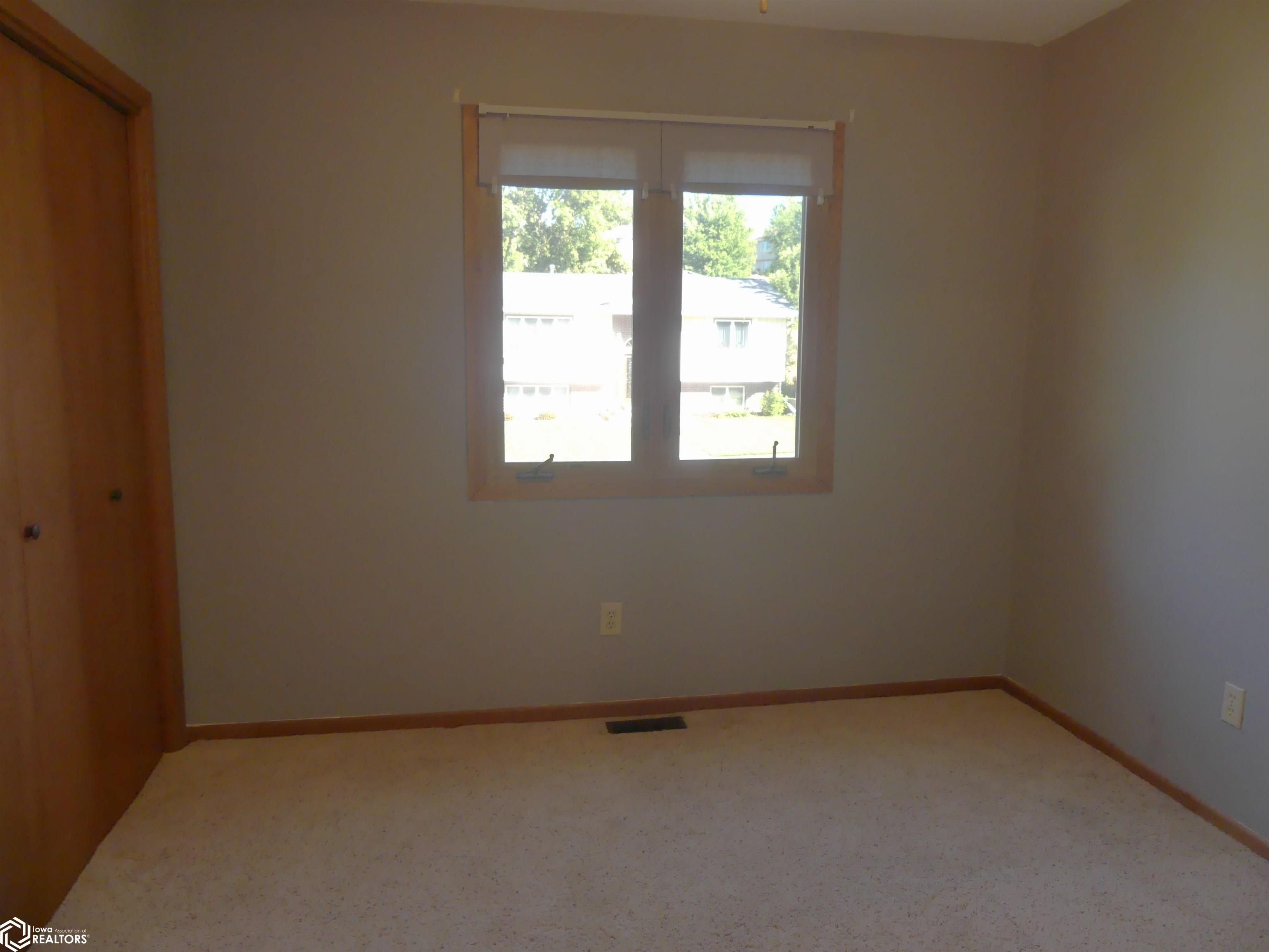 504 Southdale Drive, Carroll, Iowa image 28