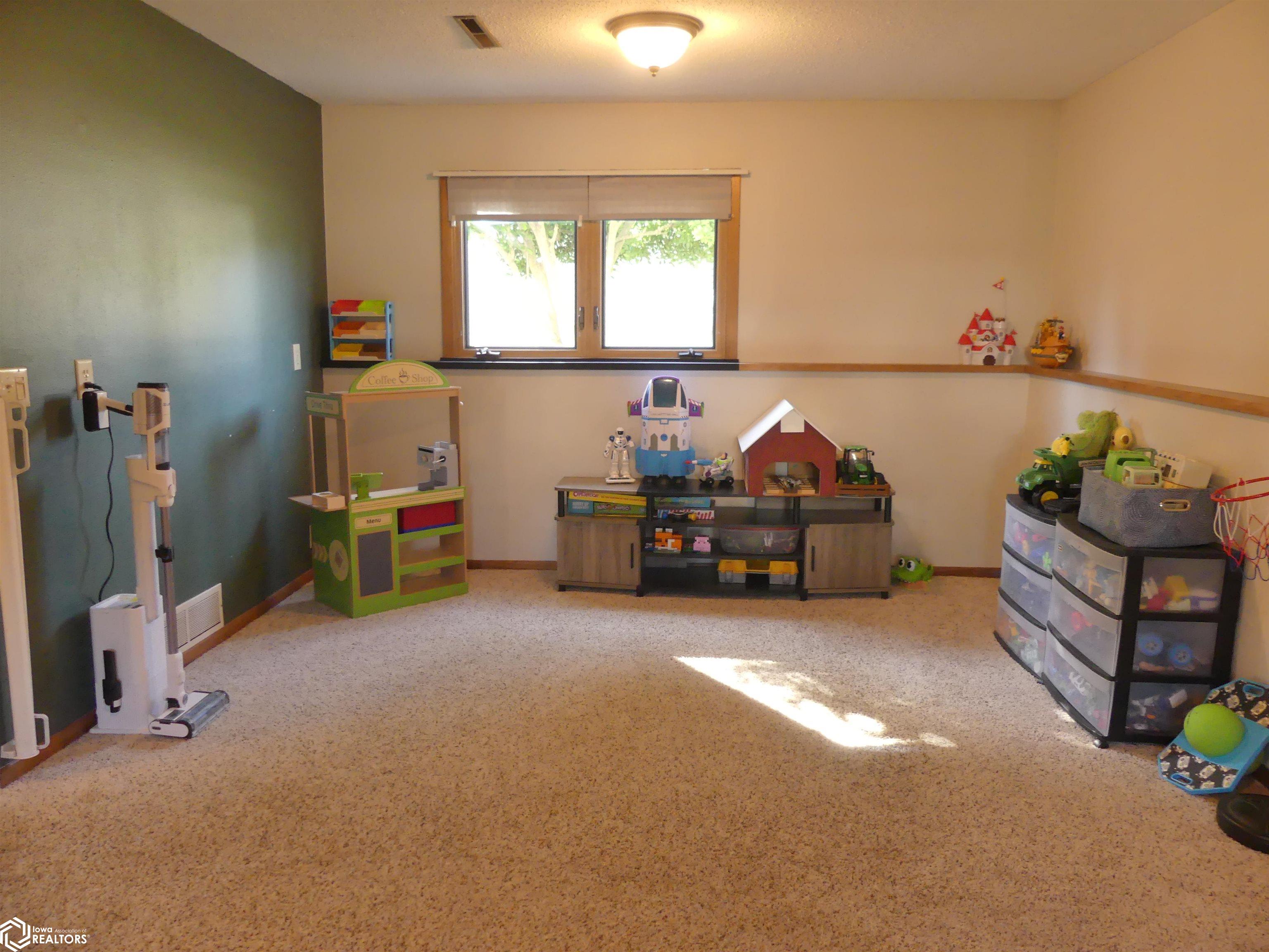504 Southdale Drive, Carroll, Iowa image 31