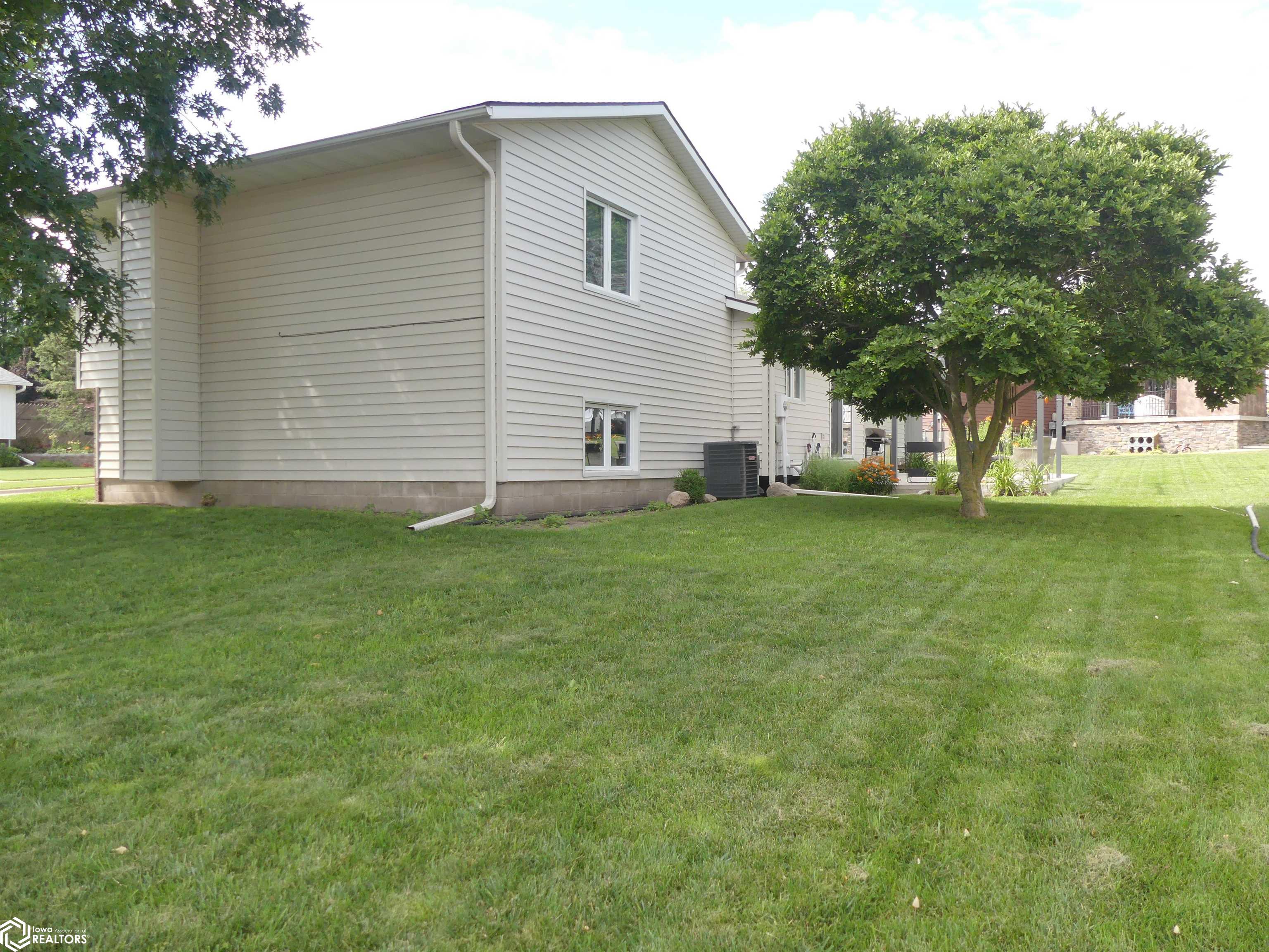 504 Southdale Drive, Carroll, Iowa image 48