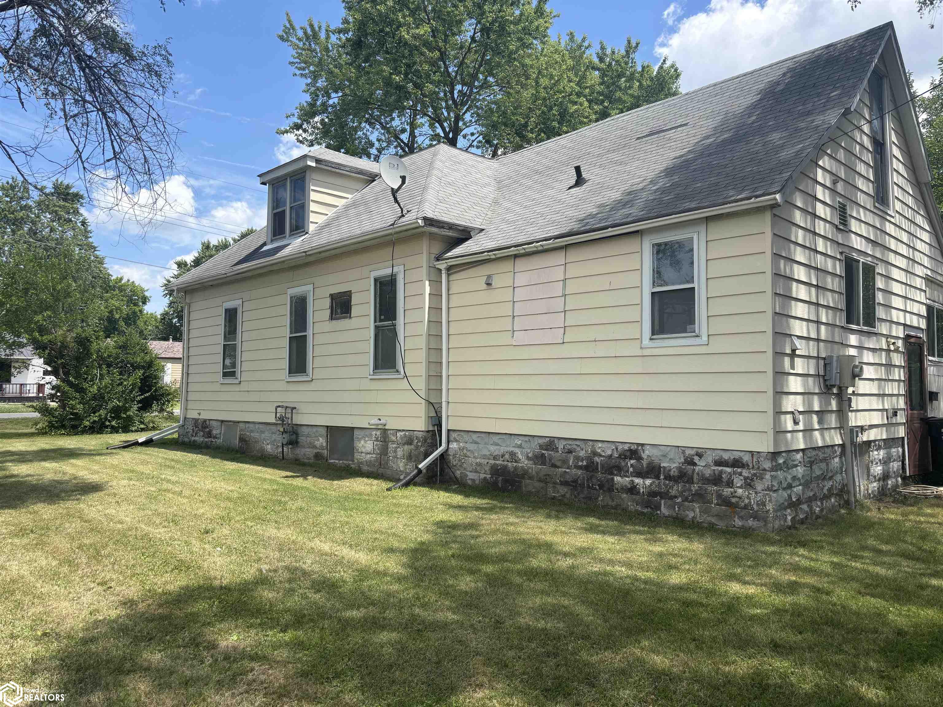 1620 Mowrey Avenue, Ottumwa, Iowa image 2