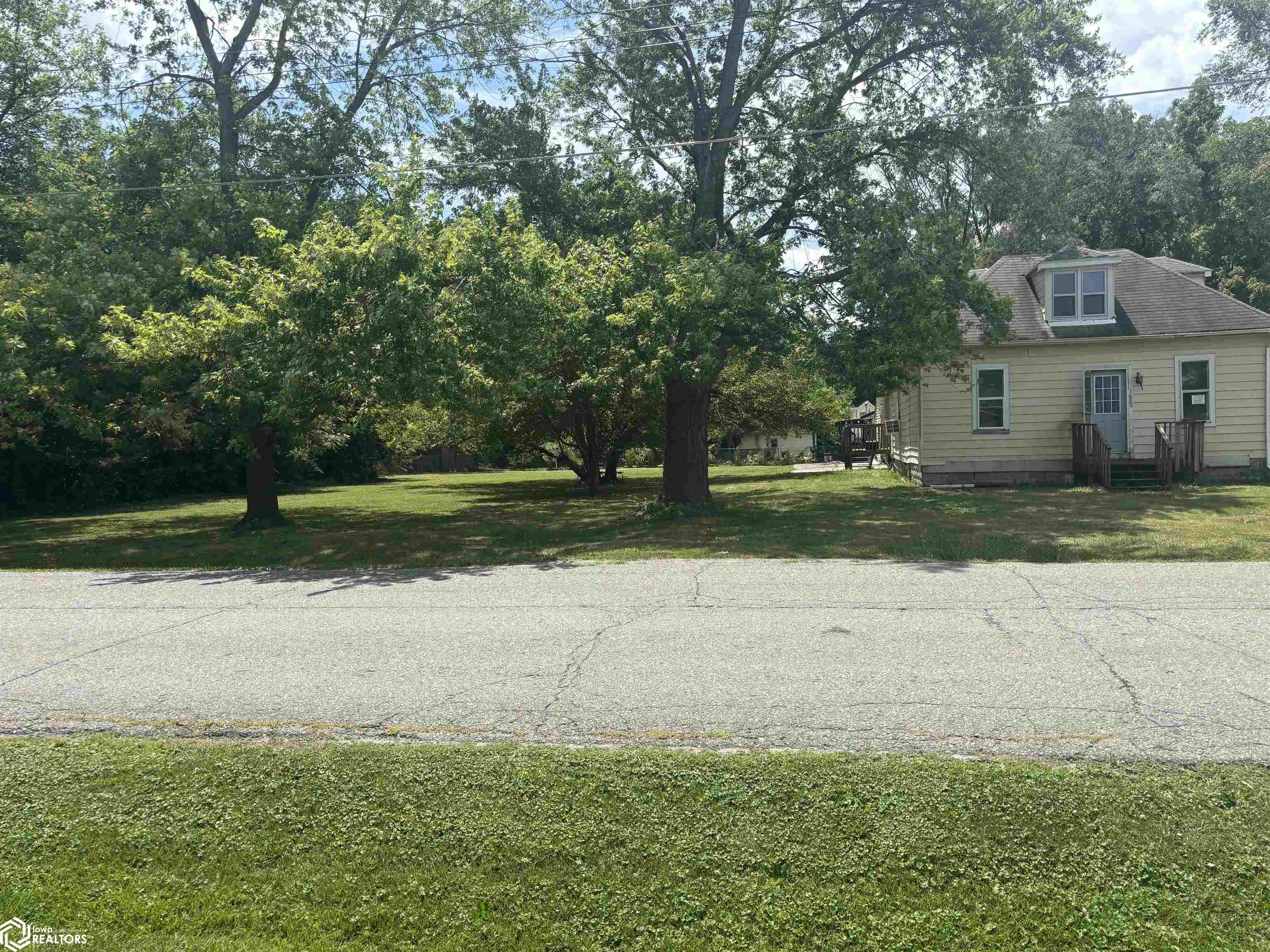 1620 Mowrey Avenue, Ottumwa, Iowa image 3