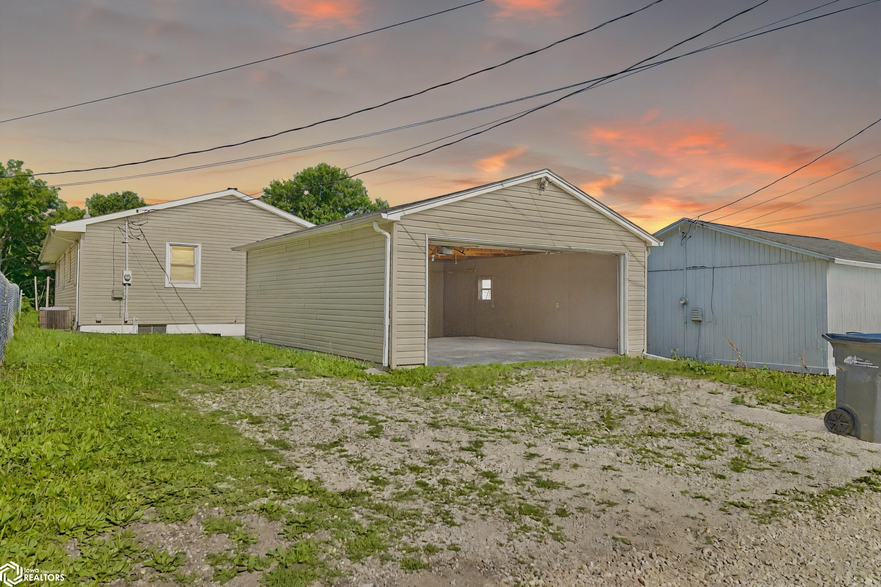 811 Curran Street, Burlington, Iowa image 21