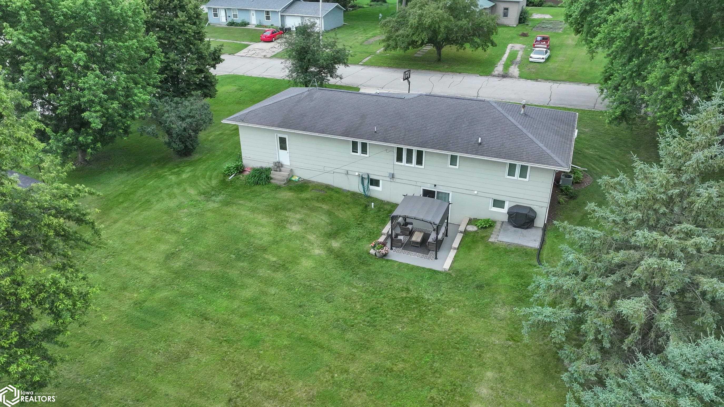 707 9th Ave, Ackley, Iowa image 5
